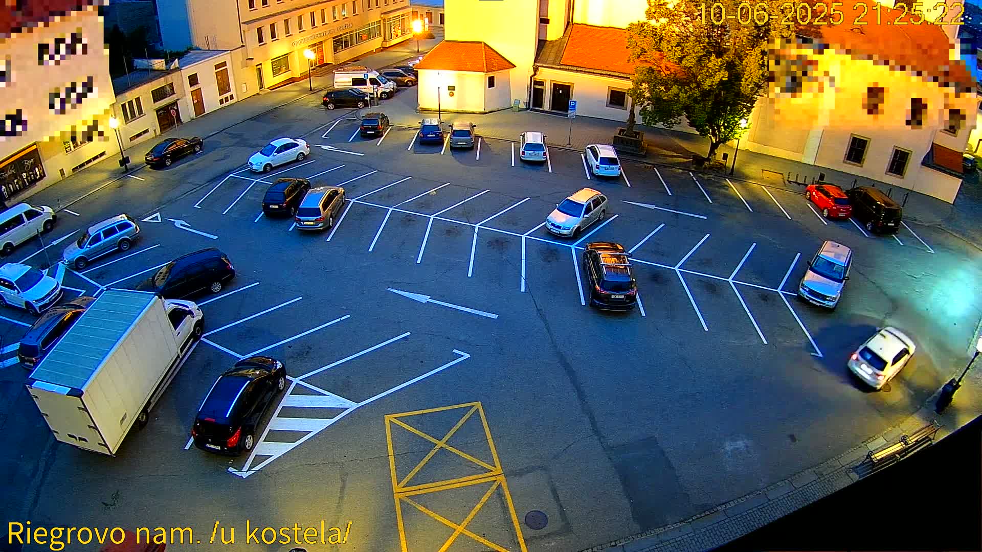 Kroměříž - Riegrovo Náměstí (Rieger Square) Live Cam - Kromeriz, Zlin, Czechia
