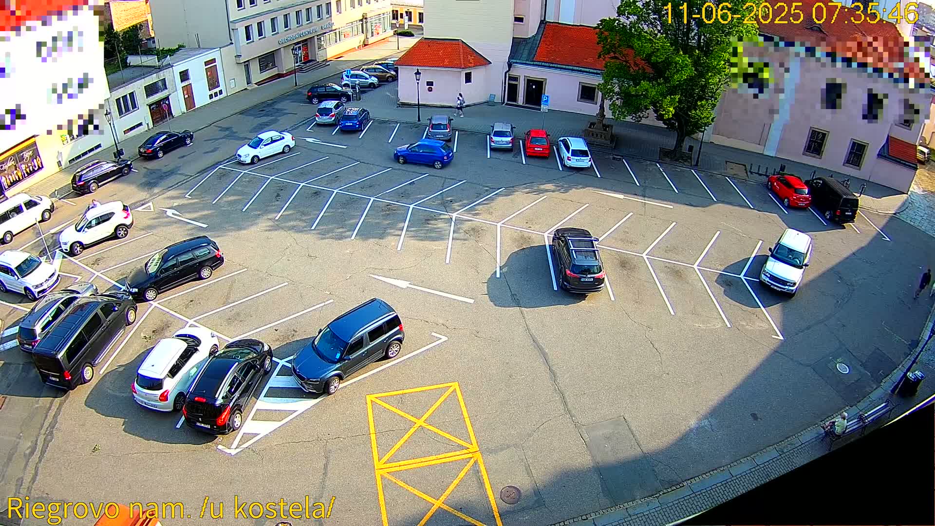 Kroměříž - Riegrovo Náměstí (Rieger Square) Live Cam - Kromeriz, Zlin, Czechia