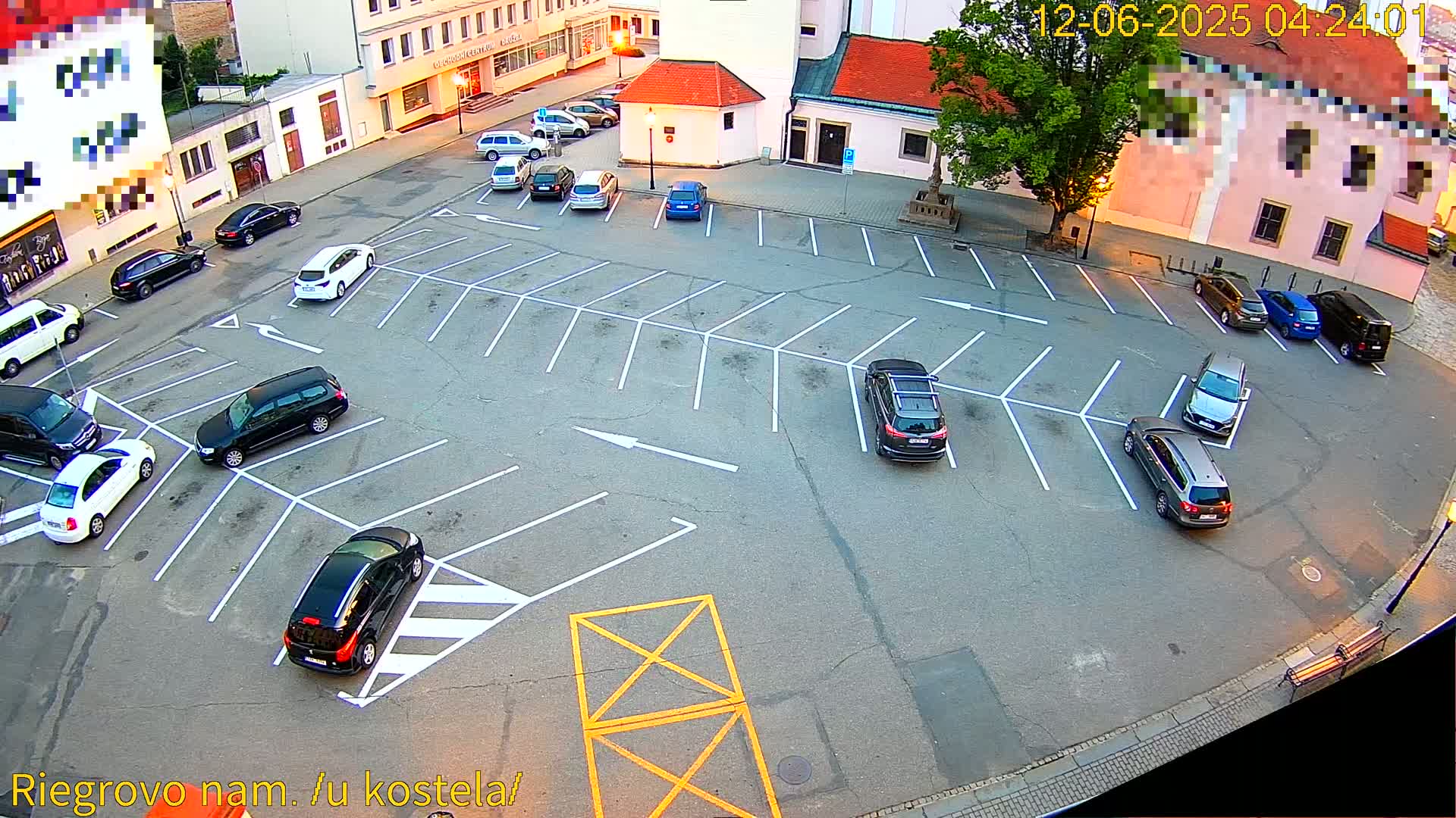 Kroměříž - Riegrovo Náměstí (Rieger Square) Live Cam - Kromeriz, Zlin, Czechia