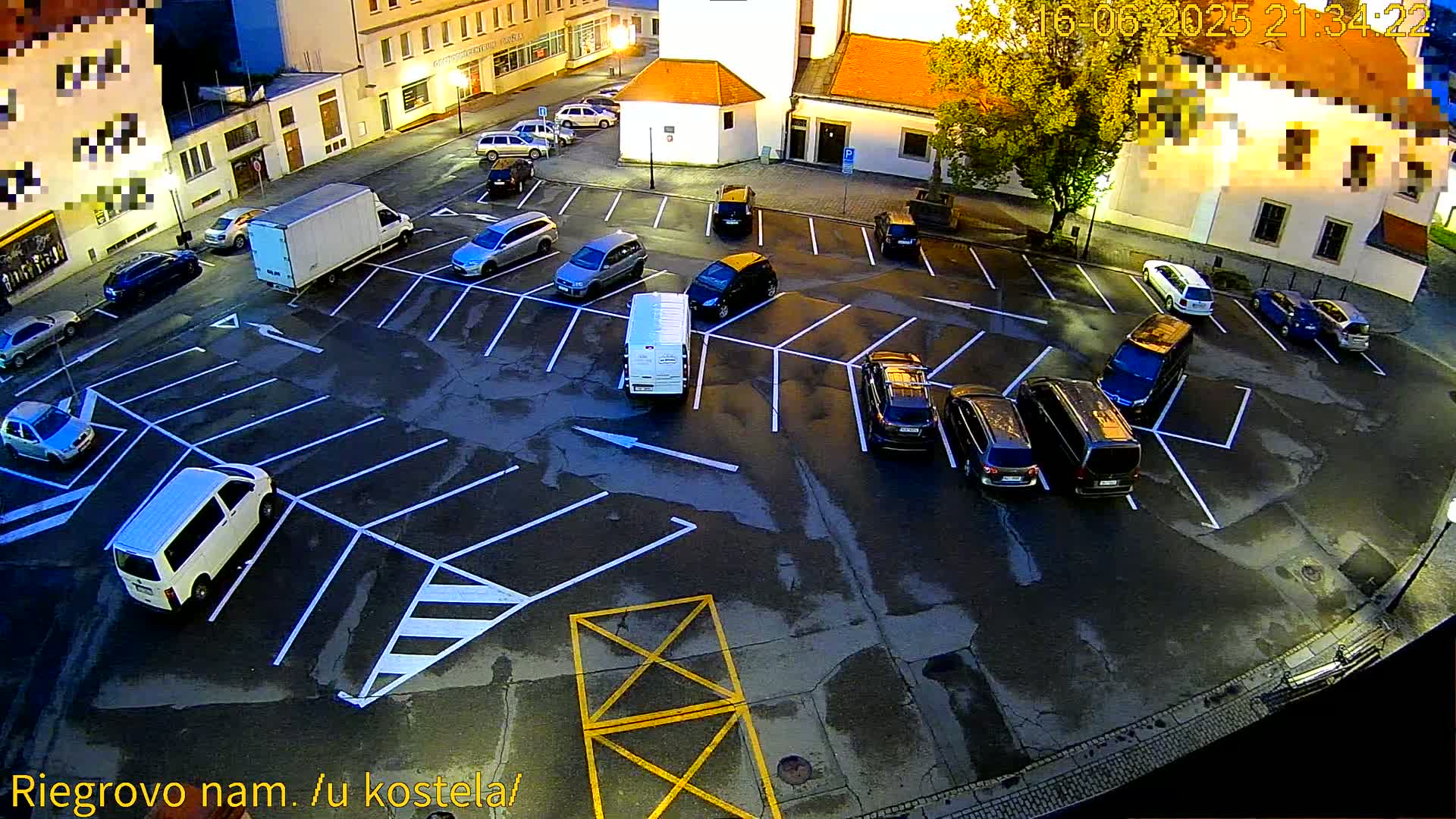 Kroměříž - Riegrovo Náměstí (Rieger Square) Live Cam - Kromeriz, Zlin, Czechia