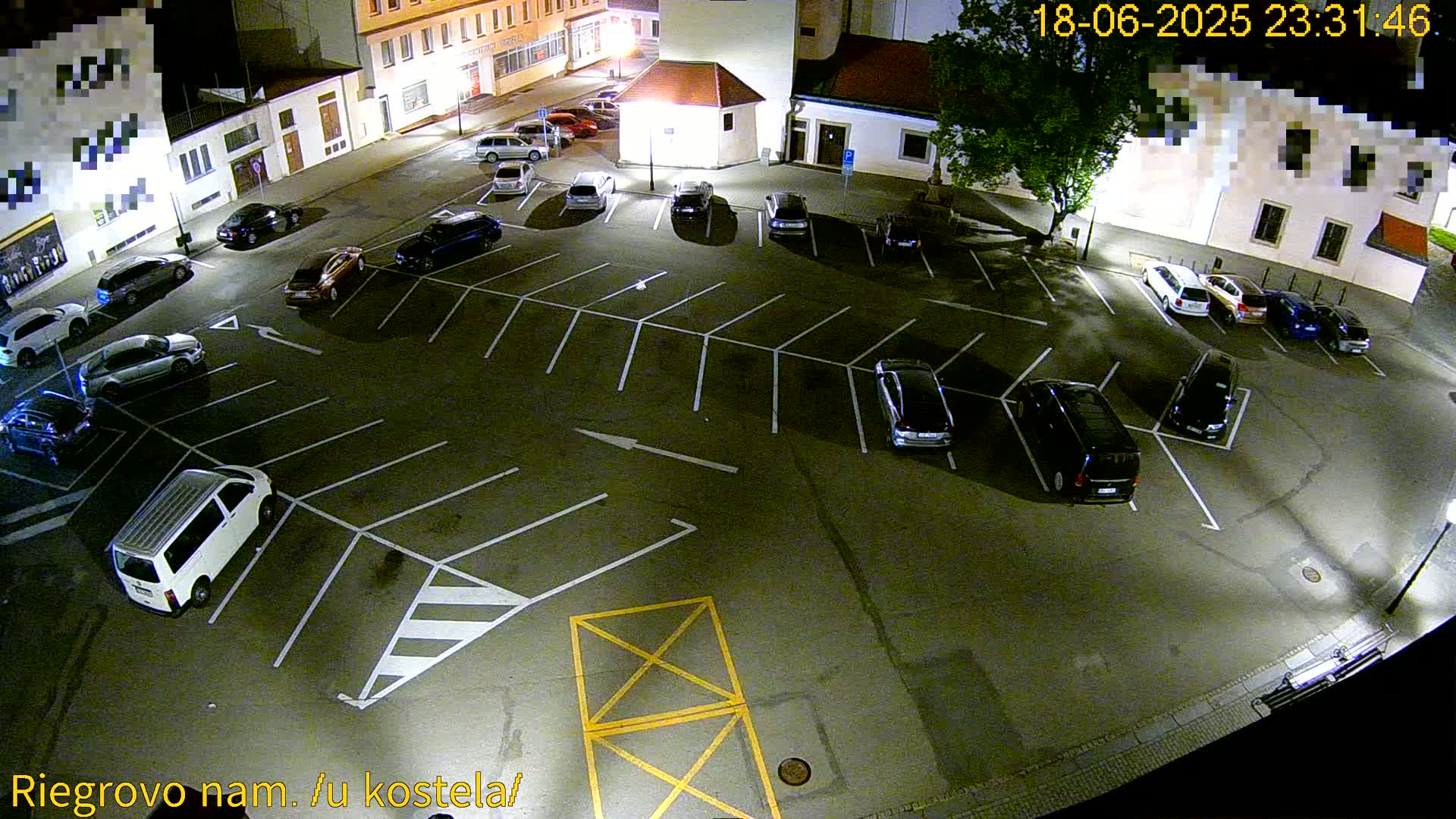 Kroměříž - Riegrovo Náměstí (Rieger Square) Live Cam - Kromeriz, Zlin, Czechia