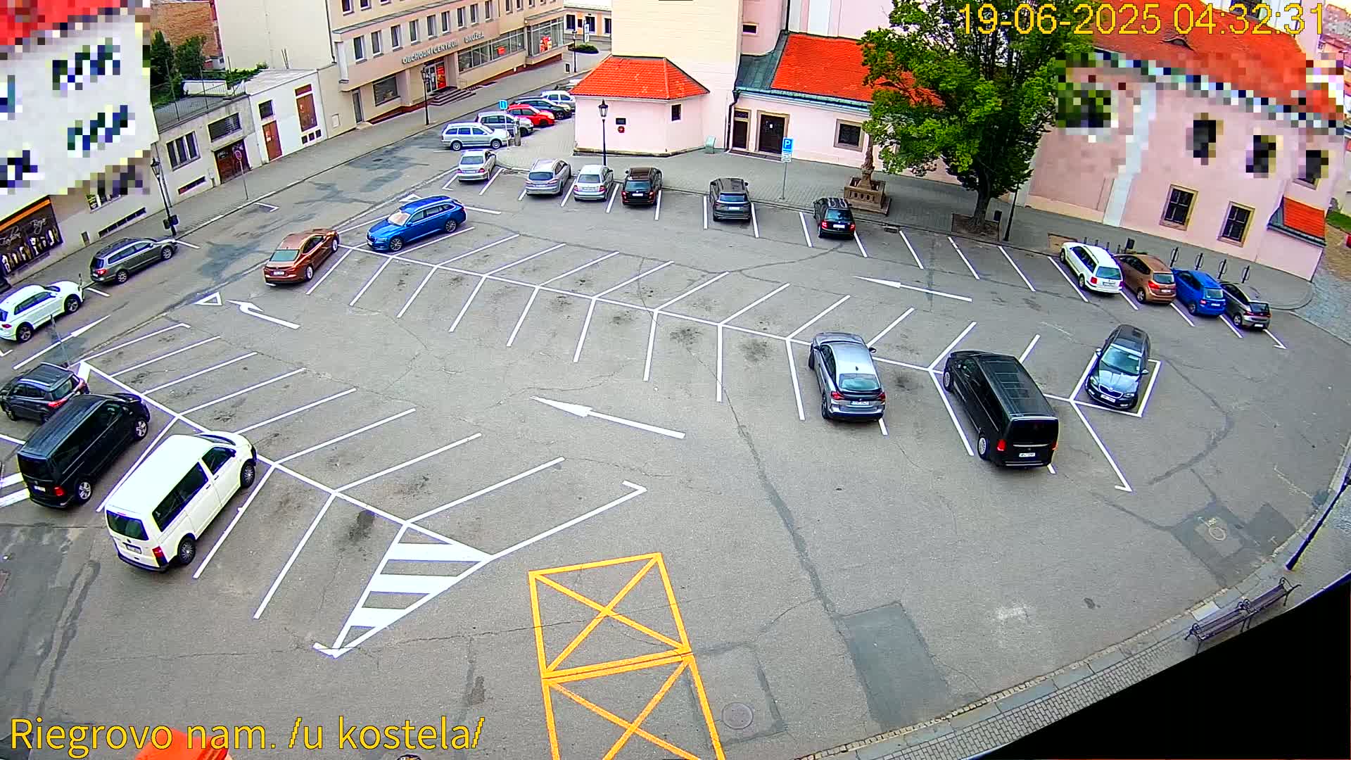 Kroměříž - Riegrovo Náměstí (Rieger Square) Live Cam - Kromeriz, Zlin, Czechia