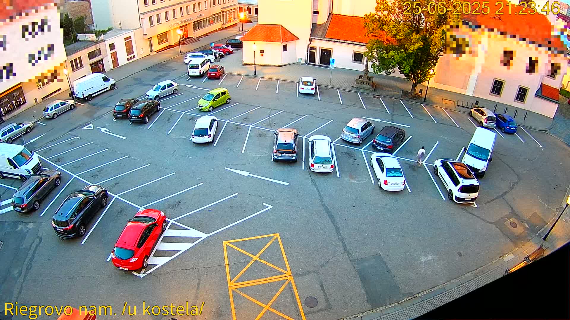 Kroměříž - Riegrovo Náměstí (Rieger Square) Live Cam - Kromeriz, Zlin, Czechia