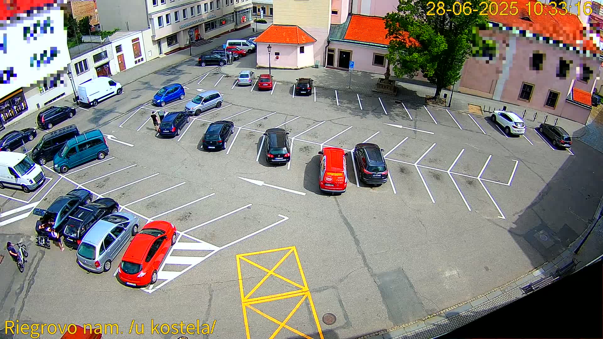Kroměříž - Riegrovo Náměstí (Rieger Square) Live Cam - Kromeriz, Zlin, Czechia