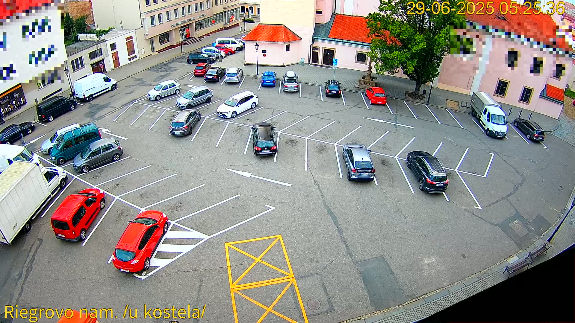 Kroměříž - Riegrovo Náměstí (Rieger Square) Live Cam - Kromeriz, Zlin, Czechia