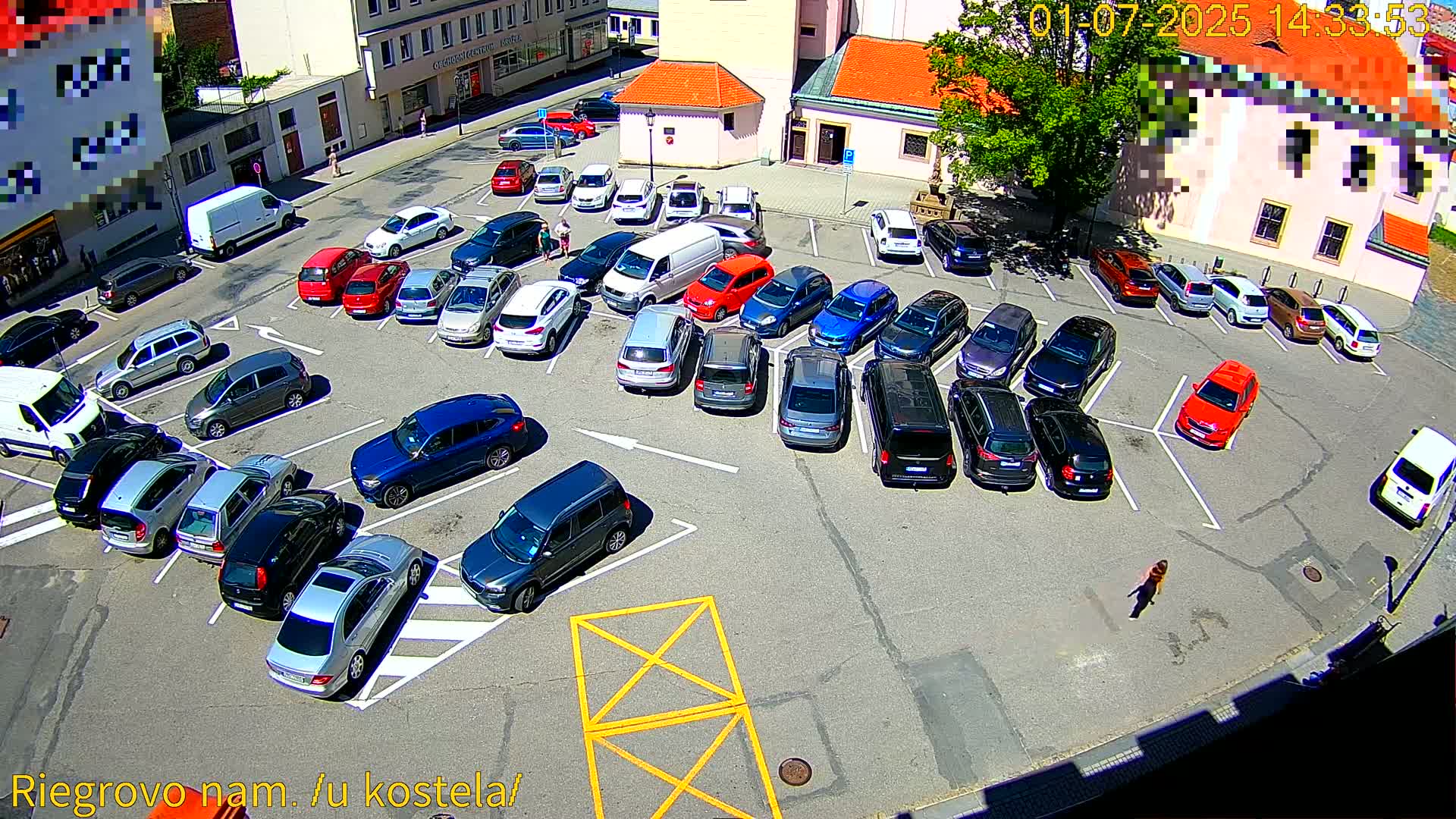 Kroměříž - Riegrovo Náměstí (Rieger Square) Live Cam - Kromeriz, Zlin, Czechia