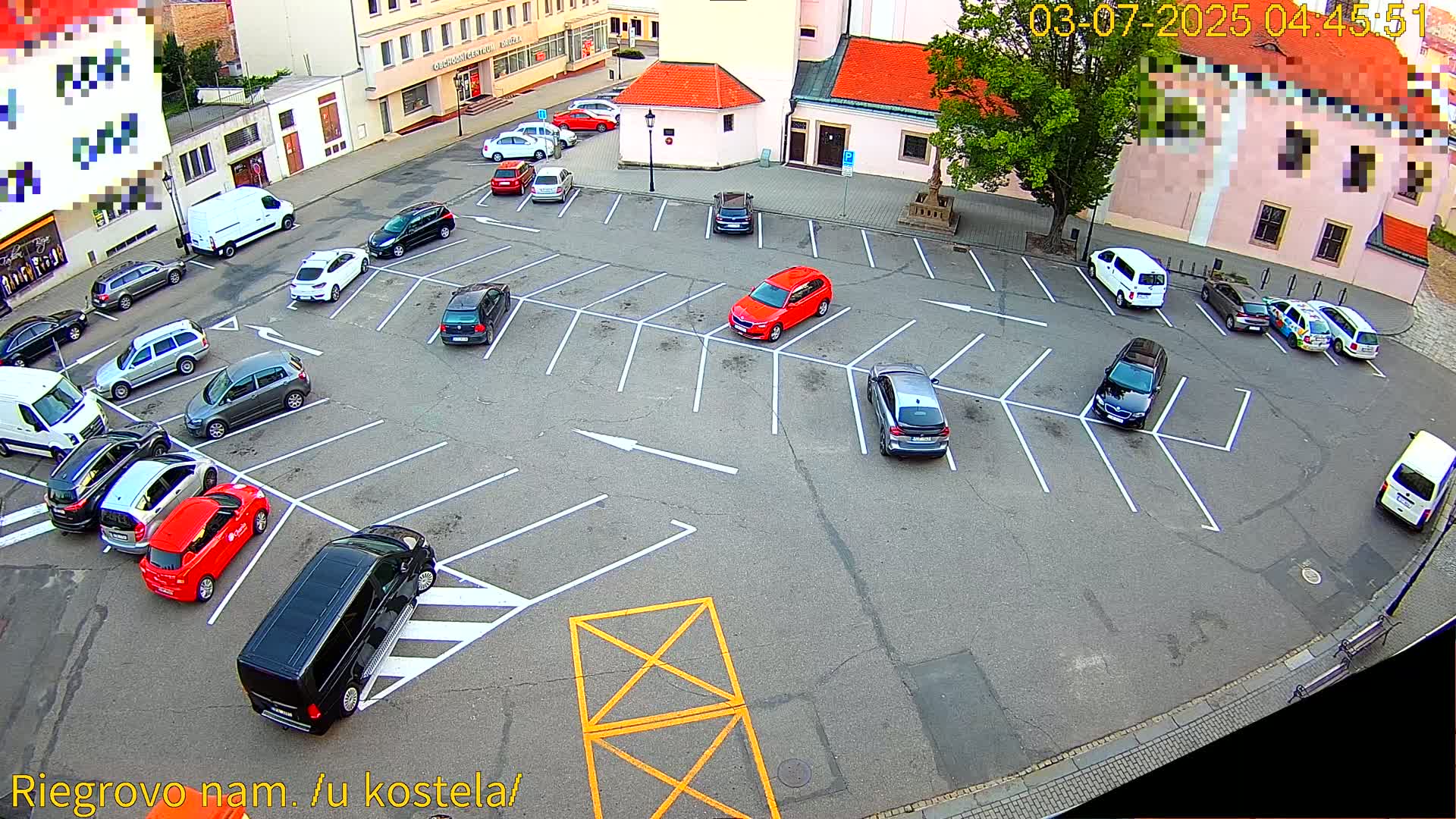 Kroměříž - Riegrovo Náměstí (Rieger Square) Live Cam - Kromeriz, Zlin, Czechia
