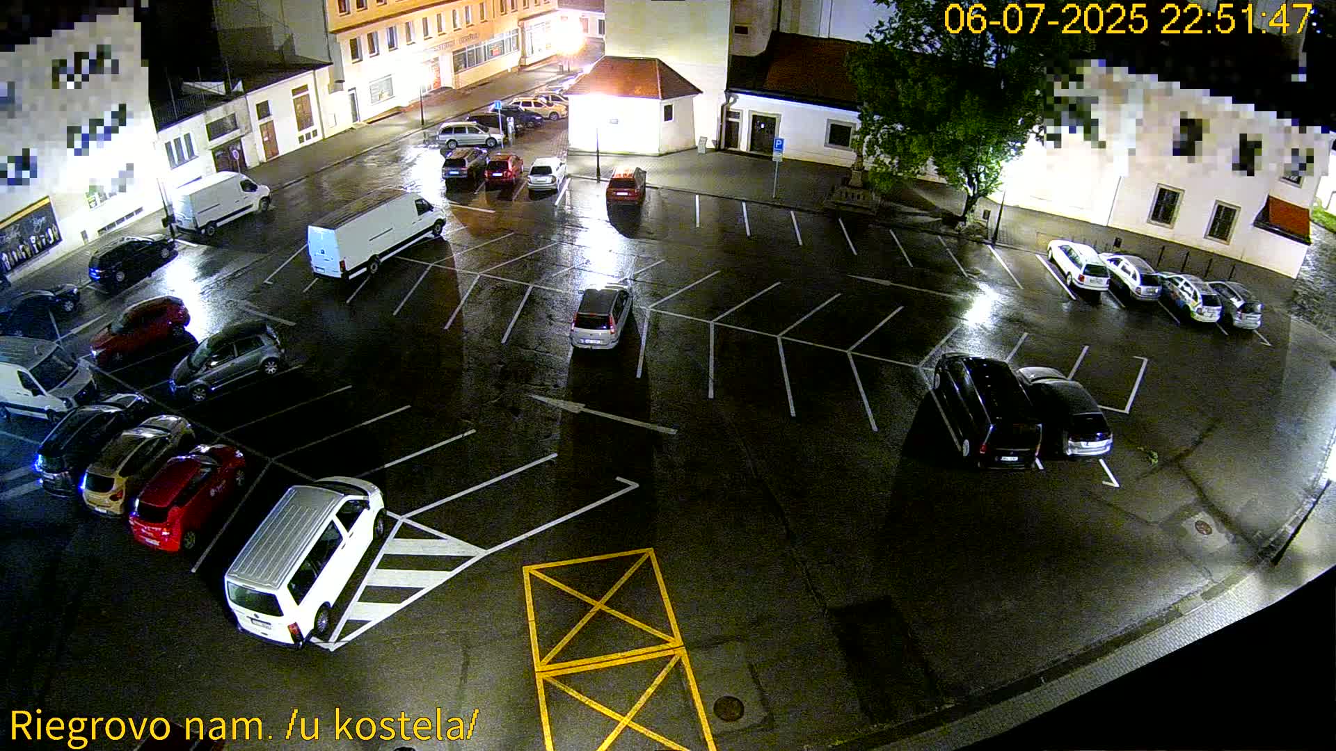Kroměříž - Riegrovo Náměstí (Rieger Square) Live Cam - Kromeriz, Zlin, Czechia