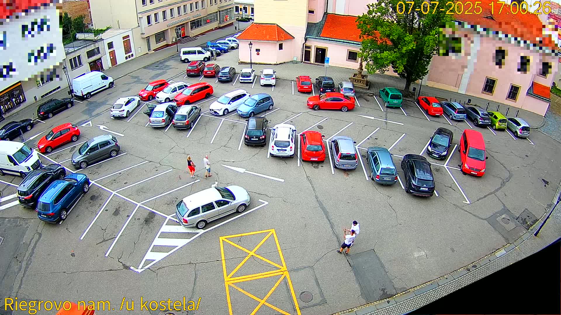 Kroměříž - Riegrovo Náměstí (Rieger Square) Live Cam - Kromeriz, Zlin, Czechia