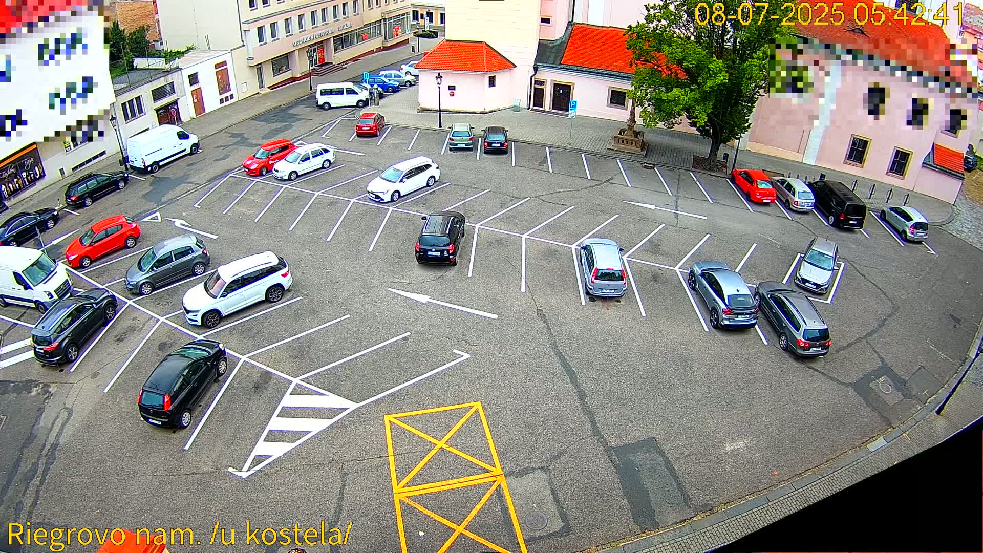 Kroměříž - Riegrovo Náměstí (Rieger Square) Live Cam - Kromeriz, Zlin, Czechia