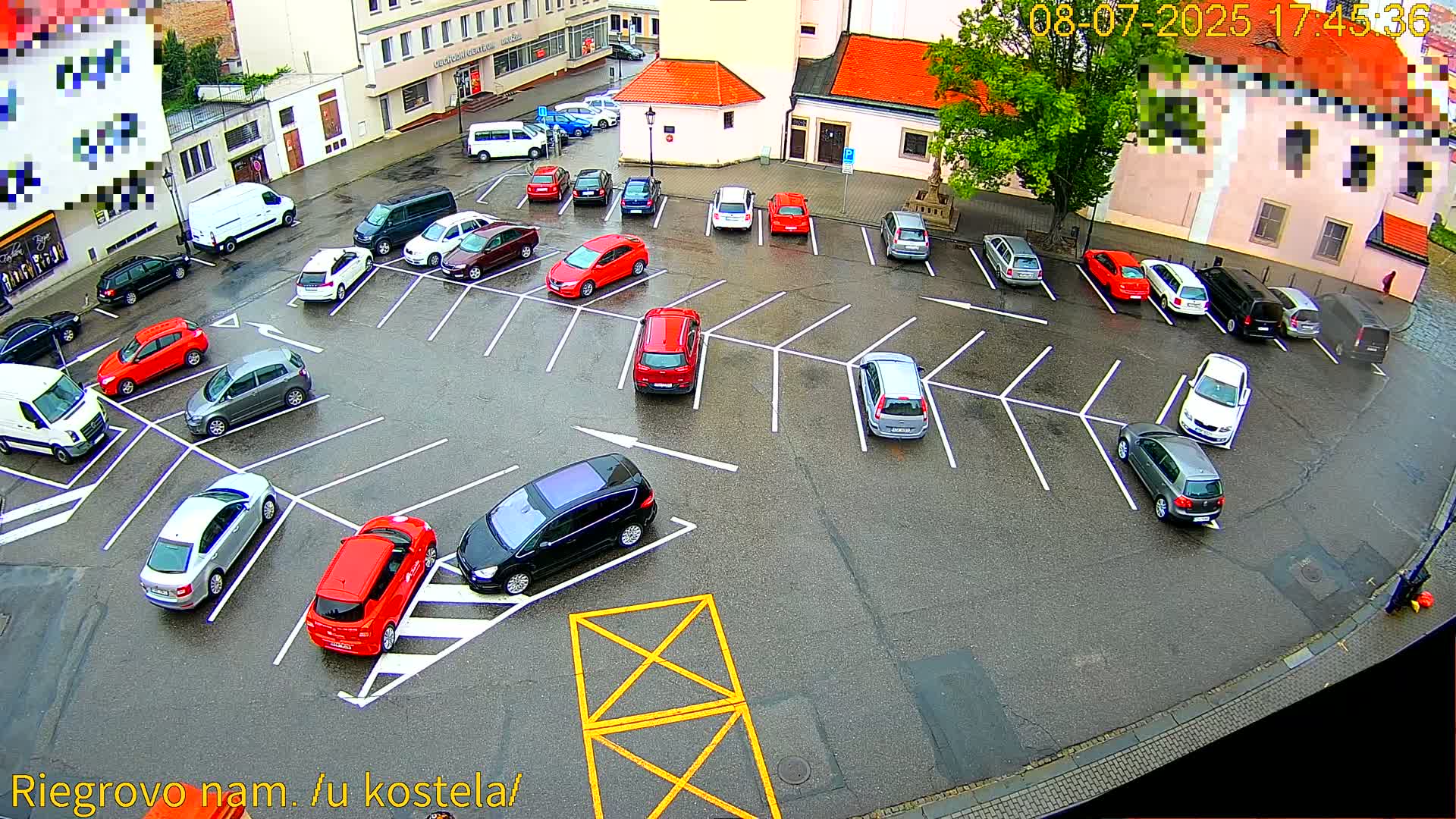 Kroměříž - Riegrovo Náměstí (Rieger Square) Live Cam - Kromeriz, Zlin, Czechia