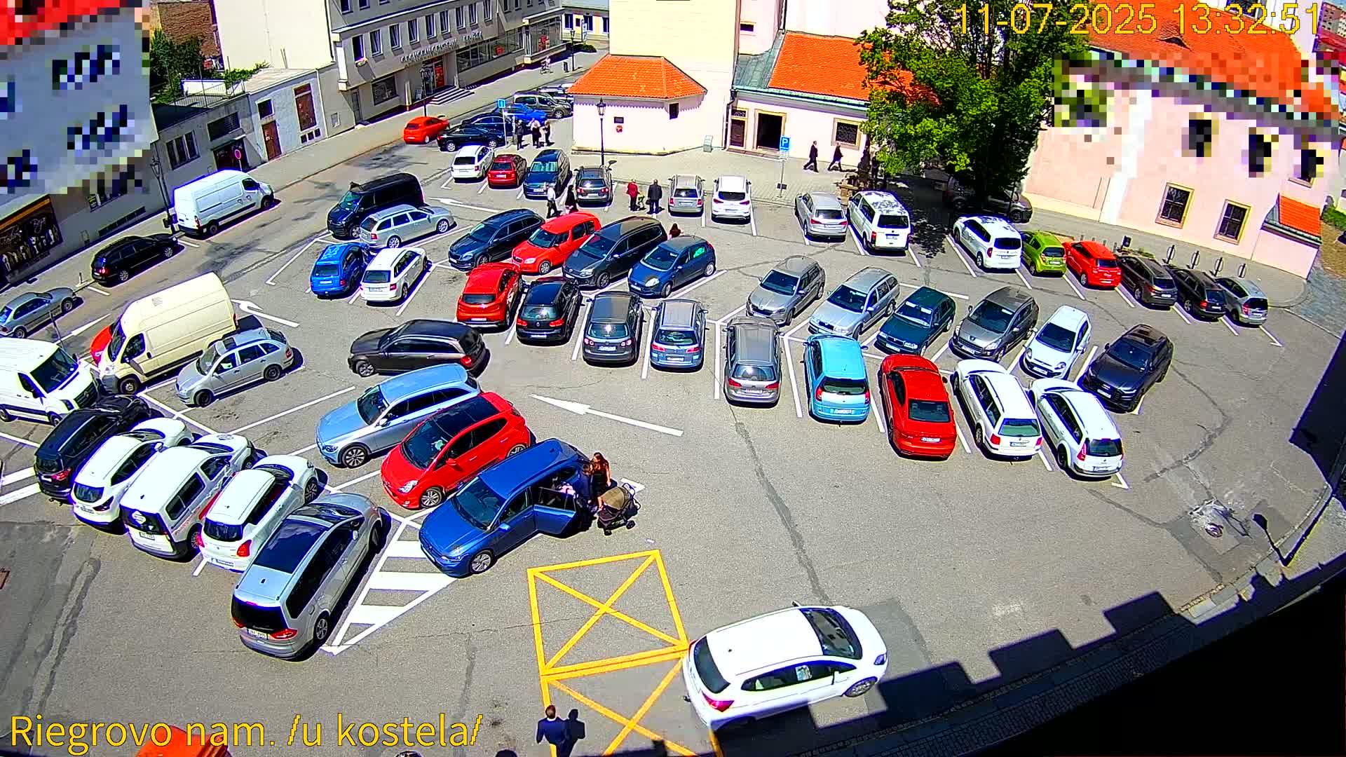 Kroměříž - Riegrovo Náměstí (Rieger Square) Live Cam - Kromeriz, Zlin, Czechia