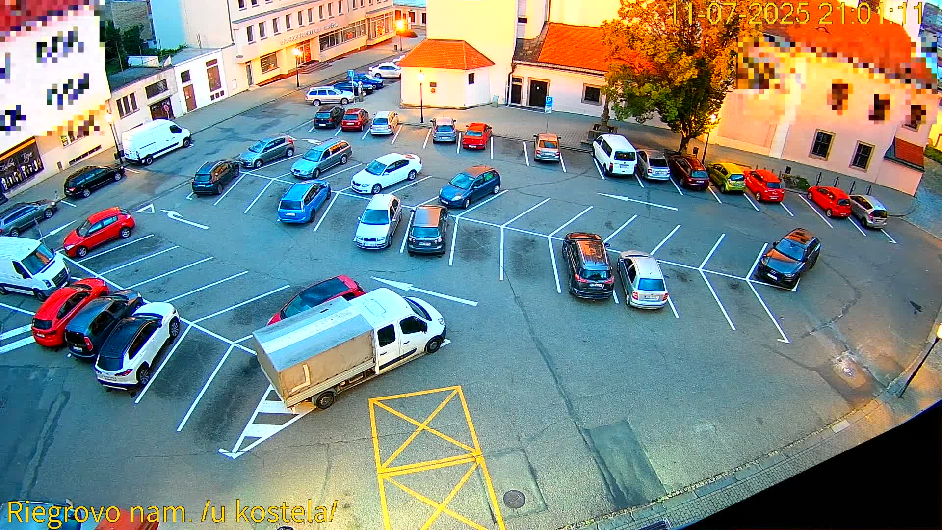 Kroměříž - Riegrovo Náměstí (Rieger Square) Live Cam - Kromeriz, Zlin, Czechia