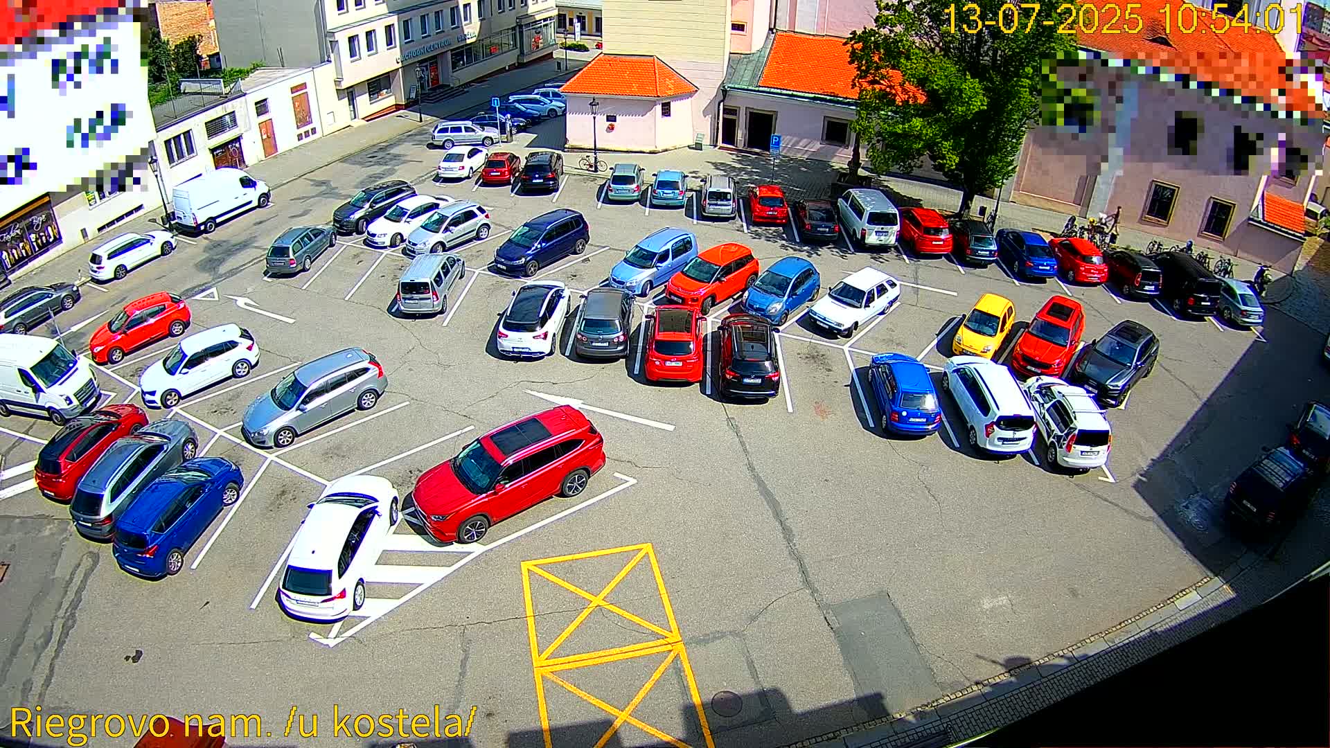 Kroměříž - Riegrovo Náměstí (Rieger Square) Live Cam - Kromeriz, Zlin, Czechia