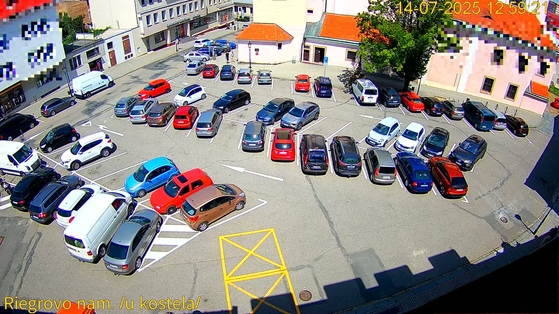 Kroměříž - Riegrovo Náměstí (Rieger Square) Live Cam - Kromeriz, Zlin, Czechia