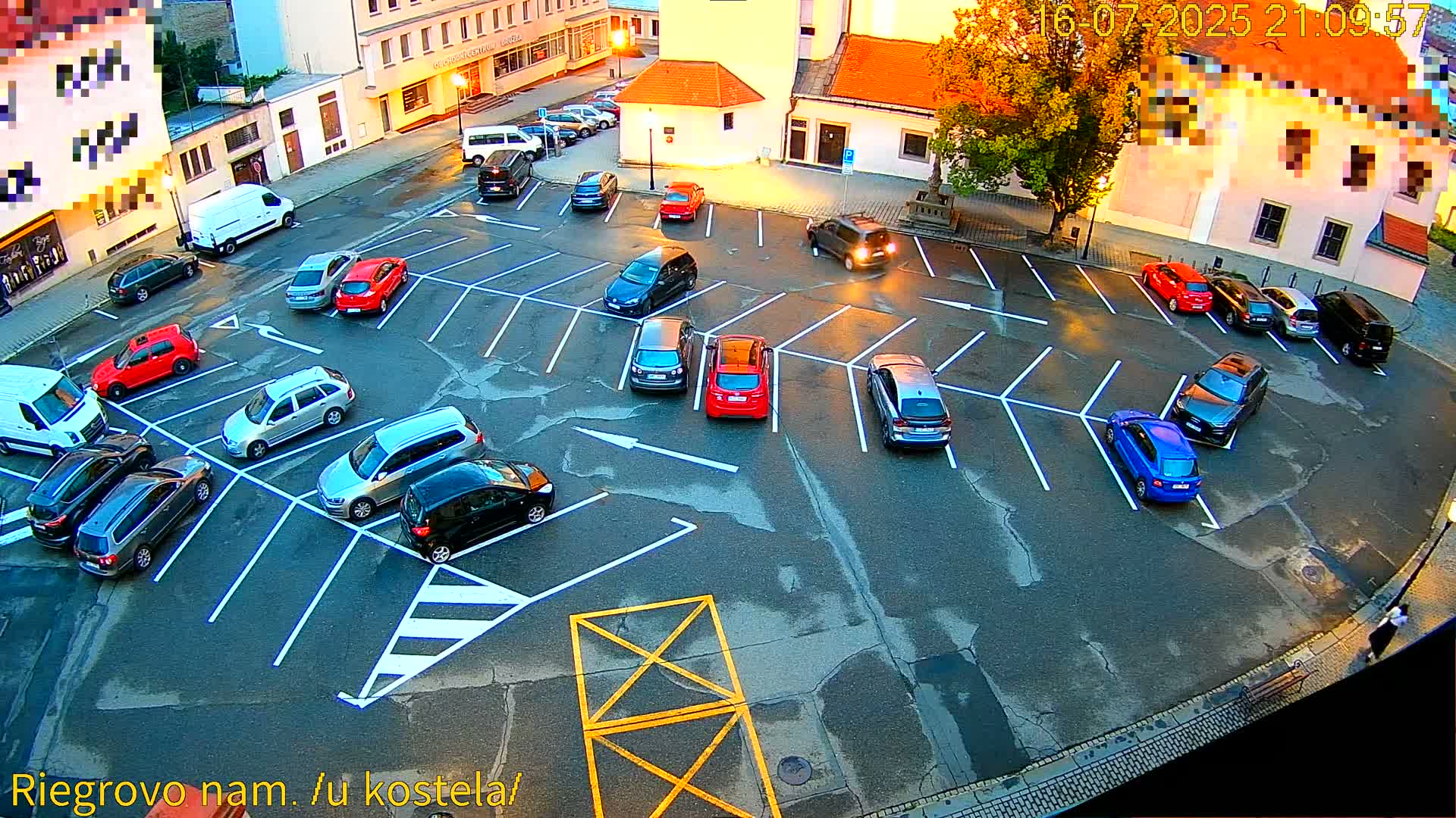 Kroměříž - Riegrovo Náměstí (Rieger Square) Live Cam - Kromeriz, Zlin, Czechia