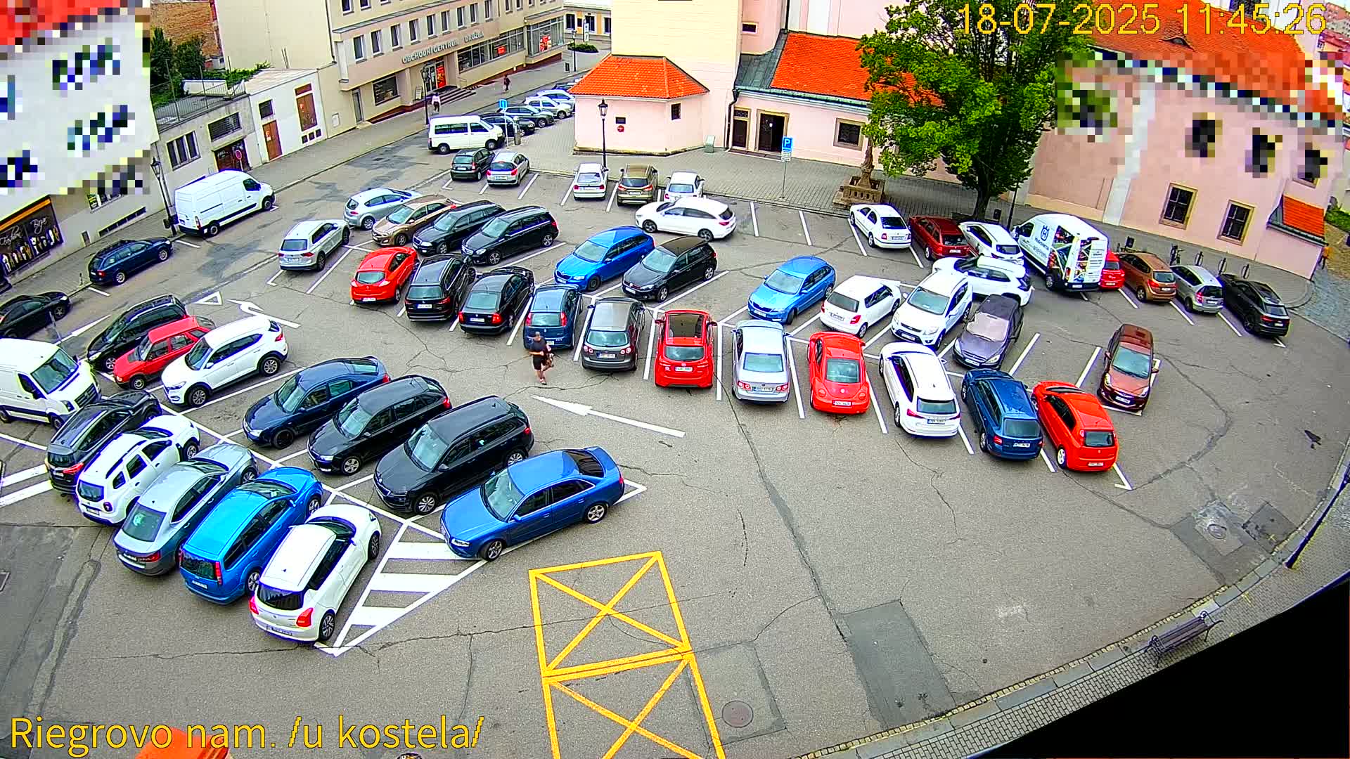 Kroměříž - Riegrovo Náměstí (Rieger Square) Live Cam - Kromeriz, Zlin, Czechia