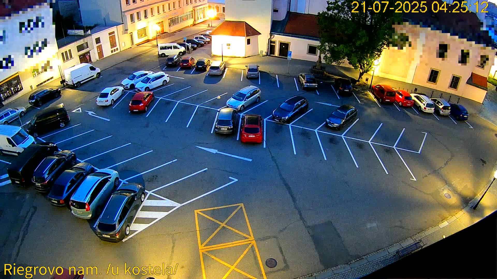 Kroměříž - Riegrovo Náměstí (Rieger Square) Live Cam - Kromeriz, Zlin, Czechia