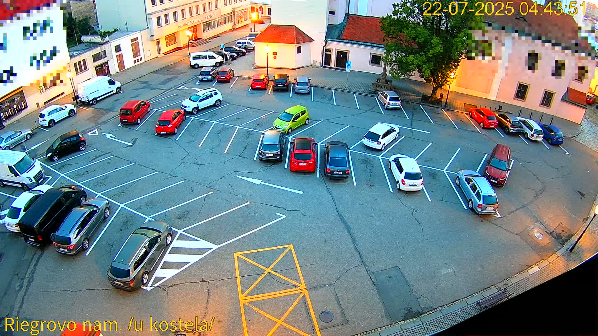 Kroměříž - Riegrovo Náměstí (Rieger Square) Live Cam - Kromeriz, Zlin, Czechia