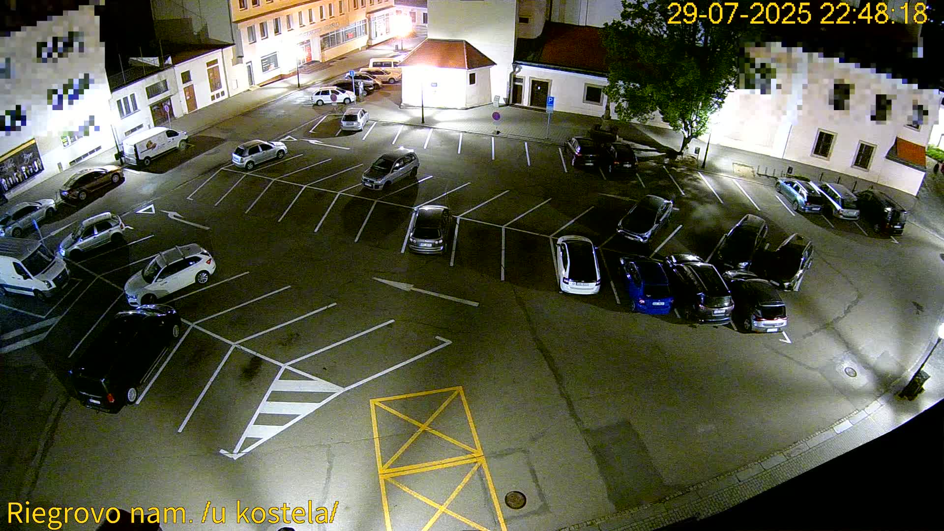 Kroměříž - Riegrovo Náměstí (Rieger Square) Live Cam - Kromeriz, Zlin, Czechia