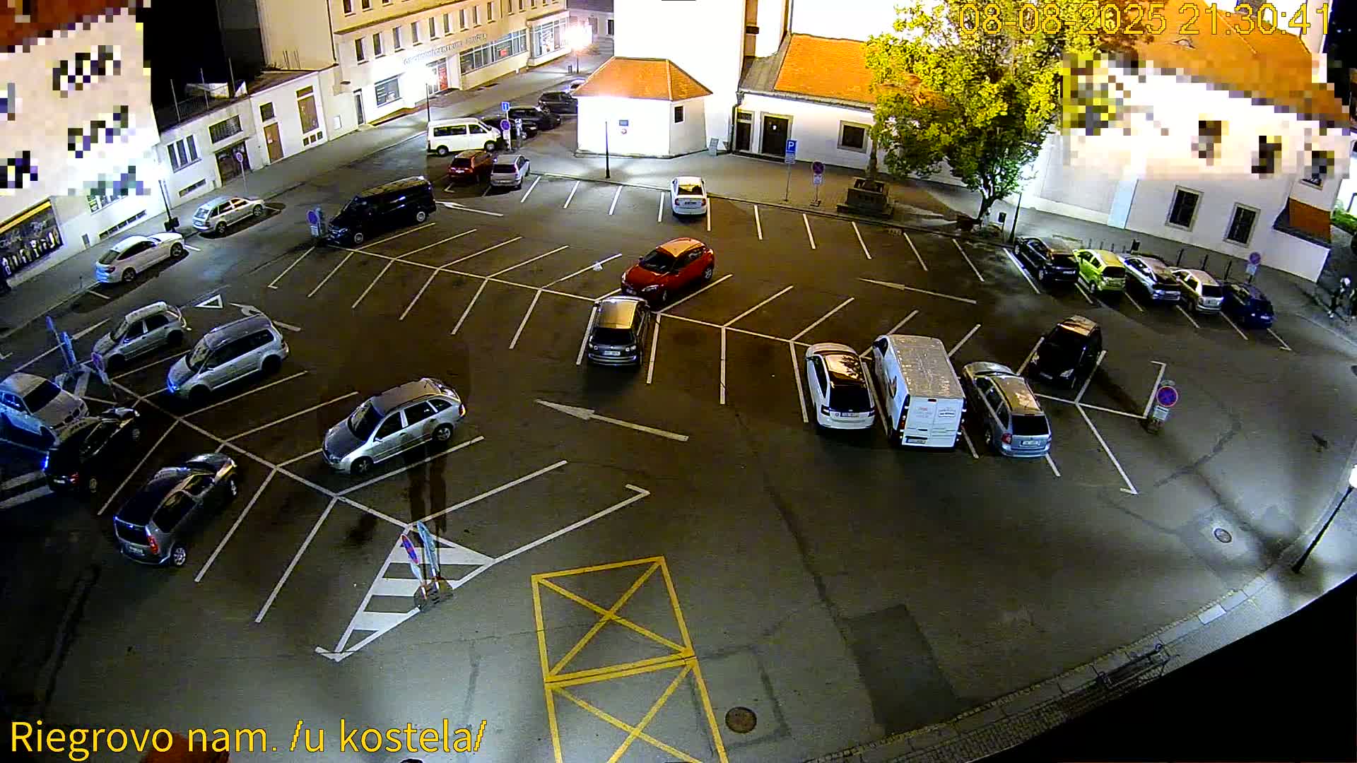 Kroměříž - Riegrovo Náměstí (Rieger Square) Live Cam - Kromeriz, Zlin, Czechia