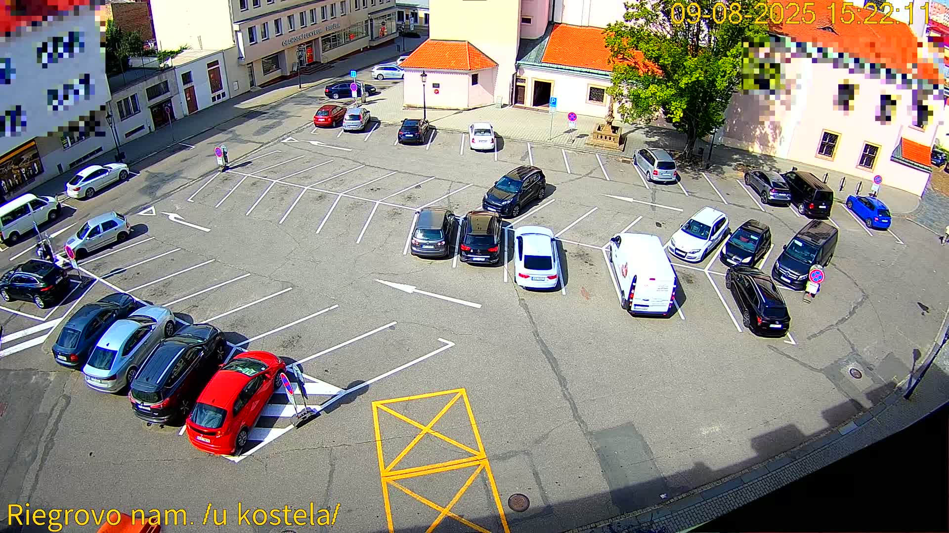 Kroměříž - Riegrovo Náměstí (Rieger Square) Live Cam - Kromeriz, Zlin, Czechia