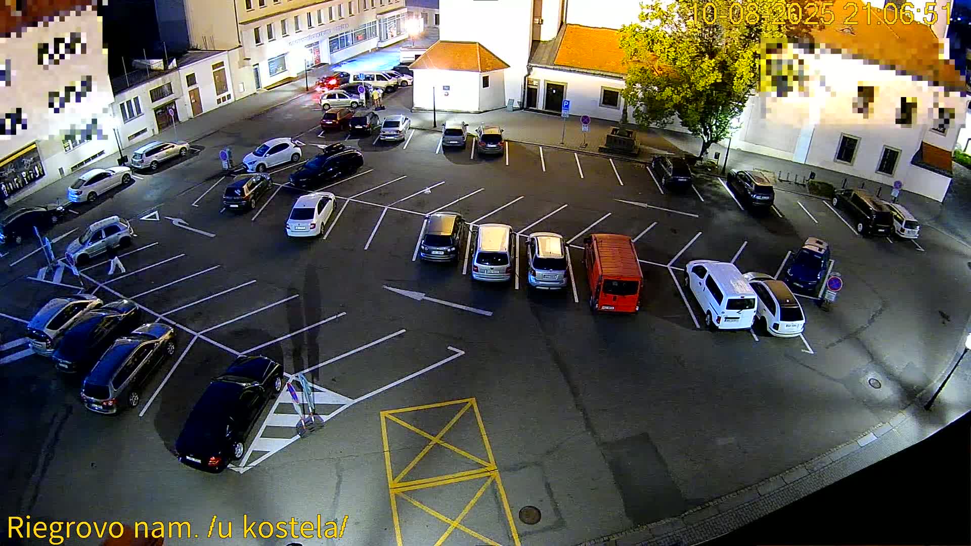 Kroměříž - Riegrovo Náměstí (Rieger Square) Live Cam - Kromeriz, Zlin, Czechia