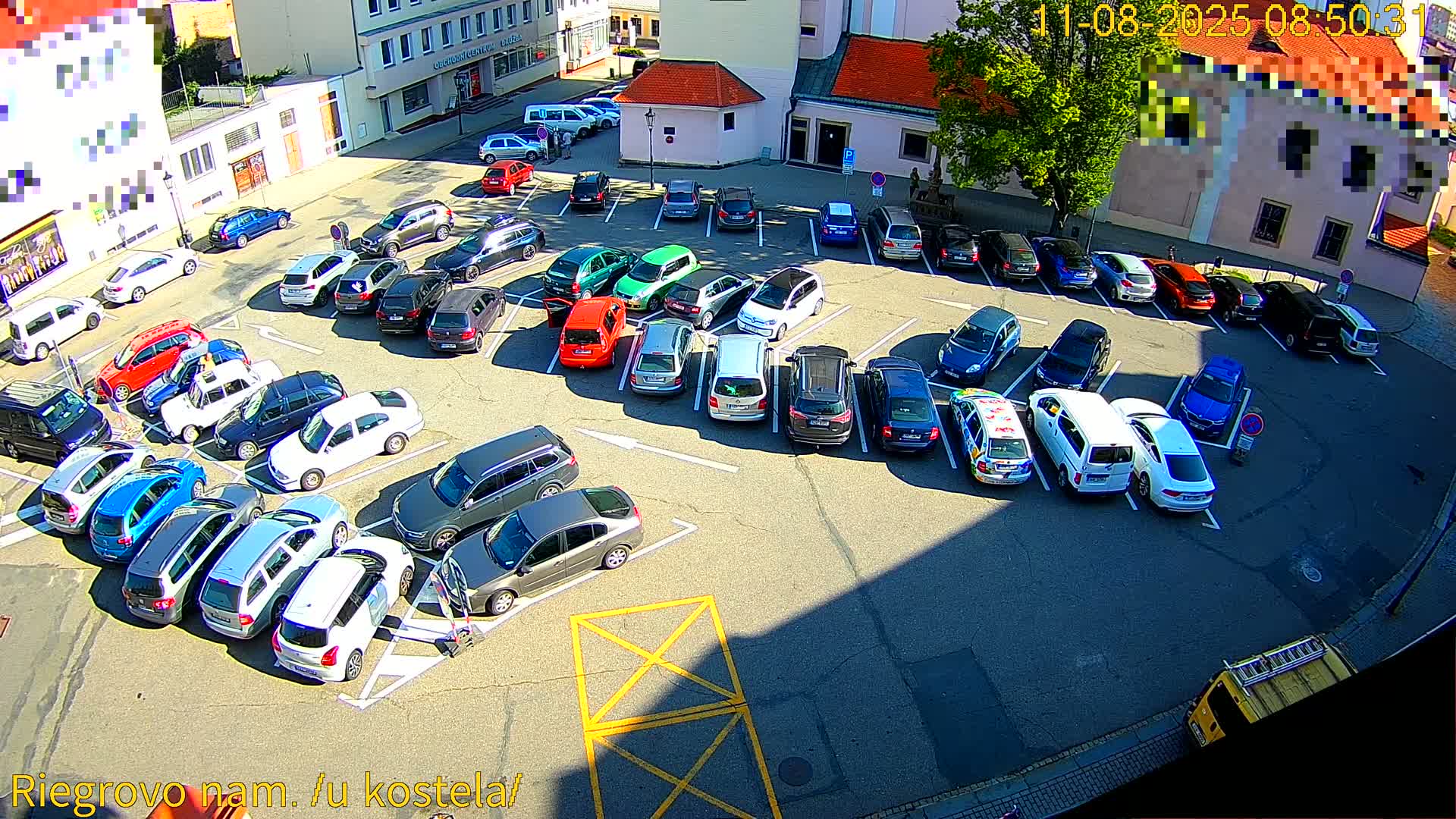 Kroměříž - Riegrovo Náměstí (Rieger Square) Live Cam - Kromeriz, Zlin, Czechia