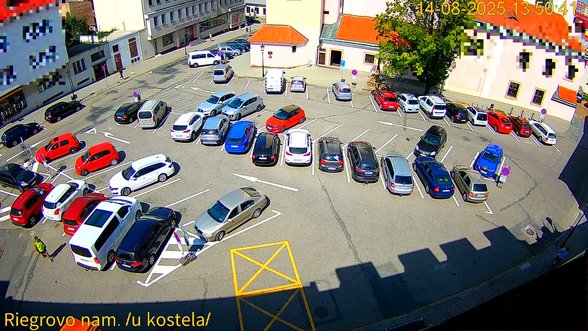 Kroměříž - Riegrovo Náměstí (Rieger Square) Live Cam - Kromeriz, Zlin, Czechia