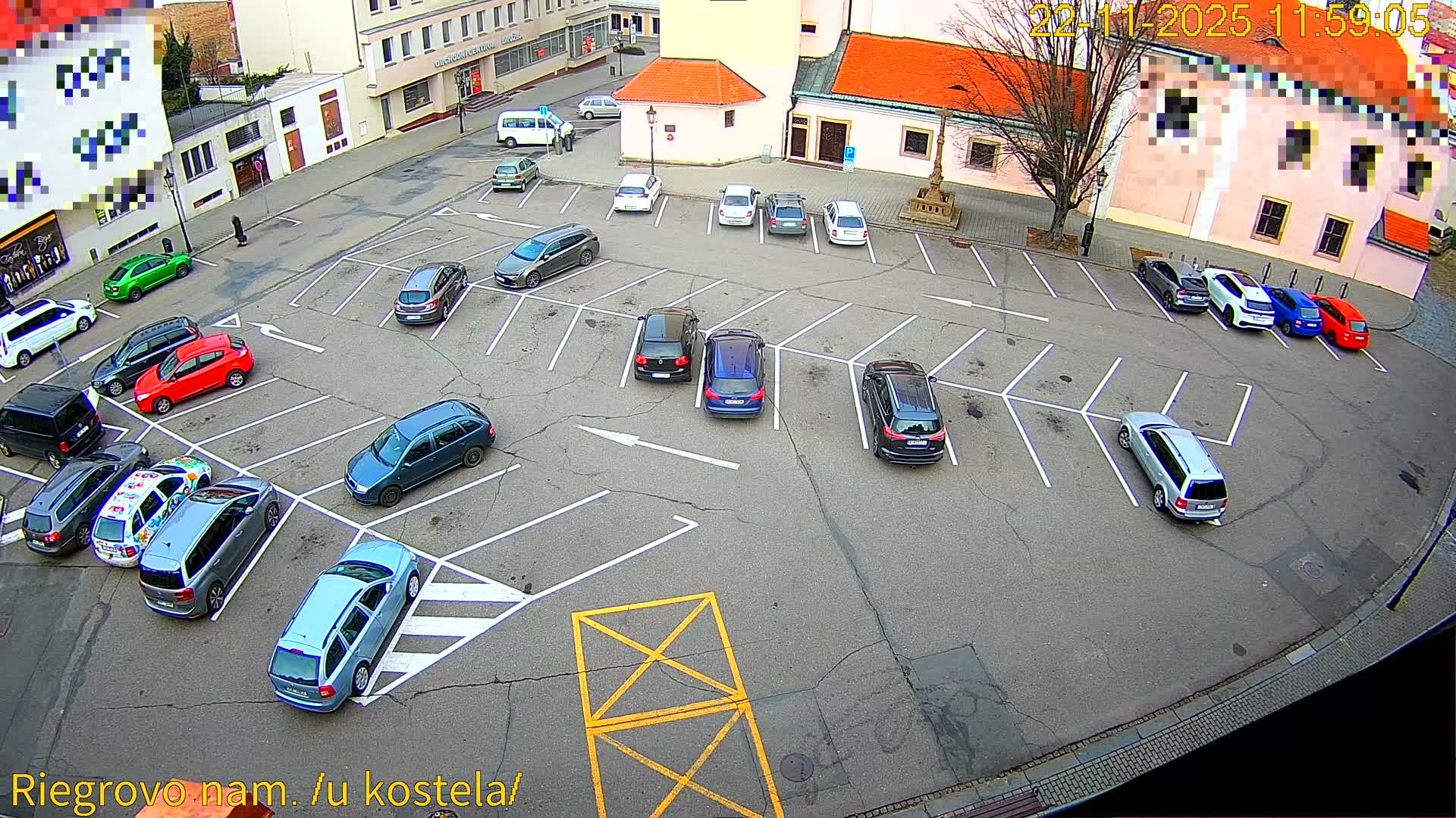 Kroměříž - Riegrovo Náměstí (Rieger Square) Live Cam - Kromeriz, Zlin, Czechia
