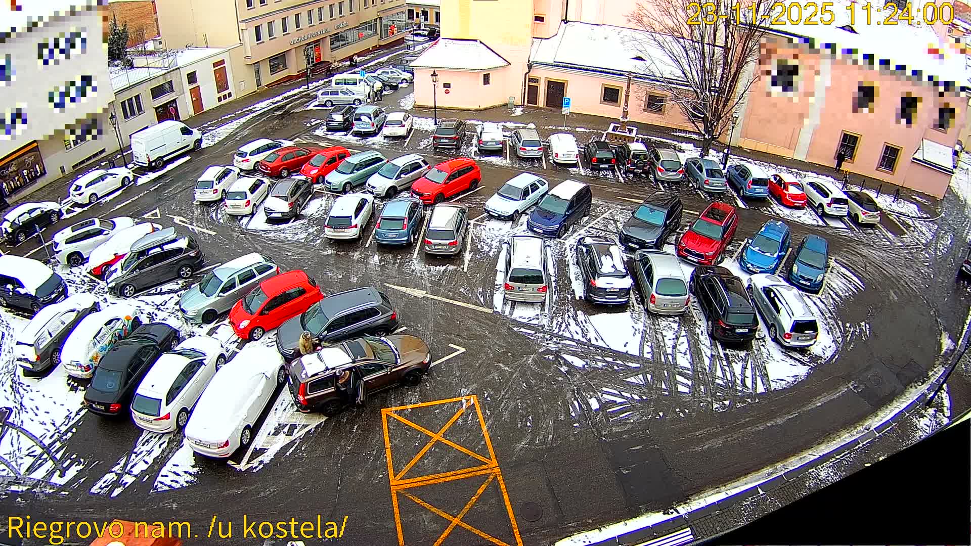 Kroměříž - Riegrovo Náměstí (Rieger Square) Live Cam - Kromeriz, Zlin, Czechia