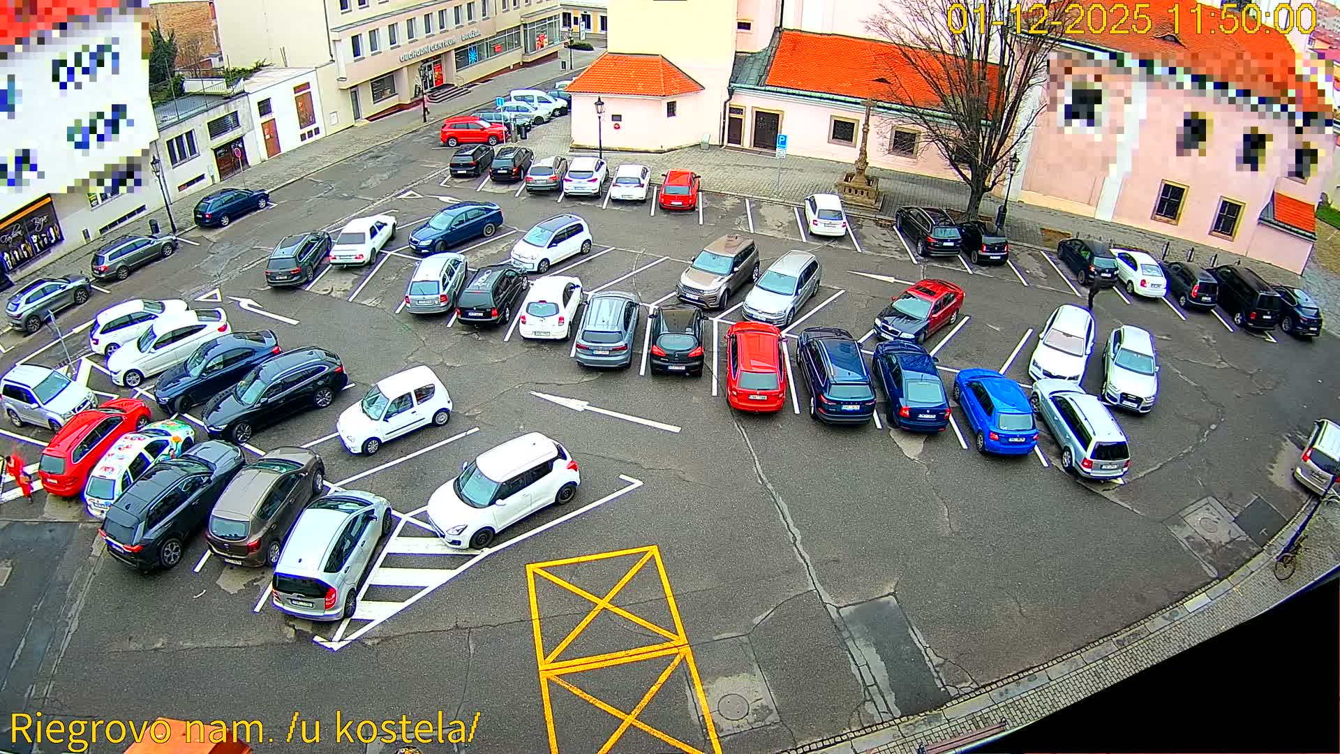 Kroměříž - Riegrovo Náměstí (Rieger Square) Live Cam - Kromeriz, Zlin, Czechia