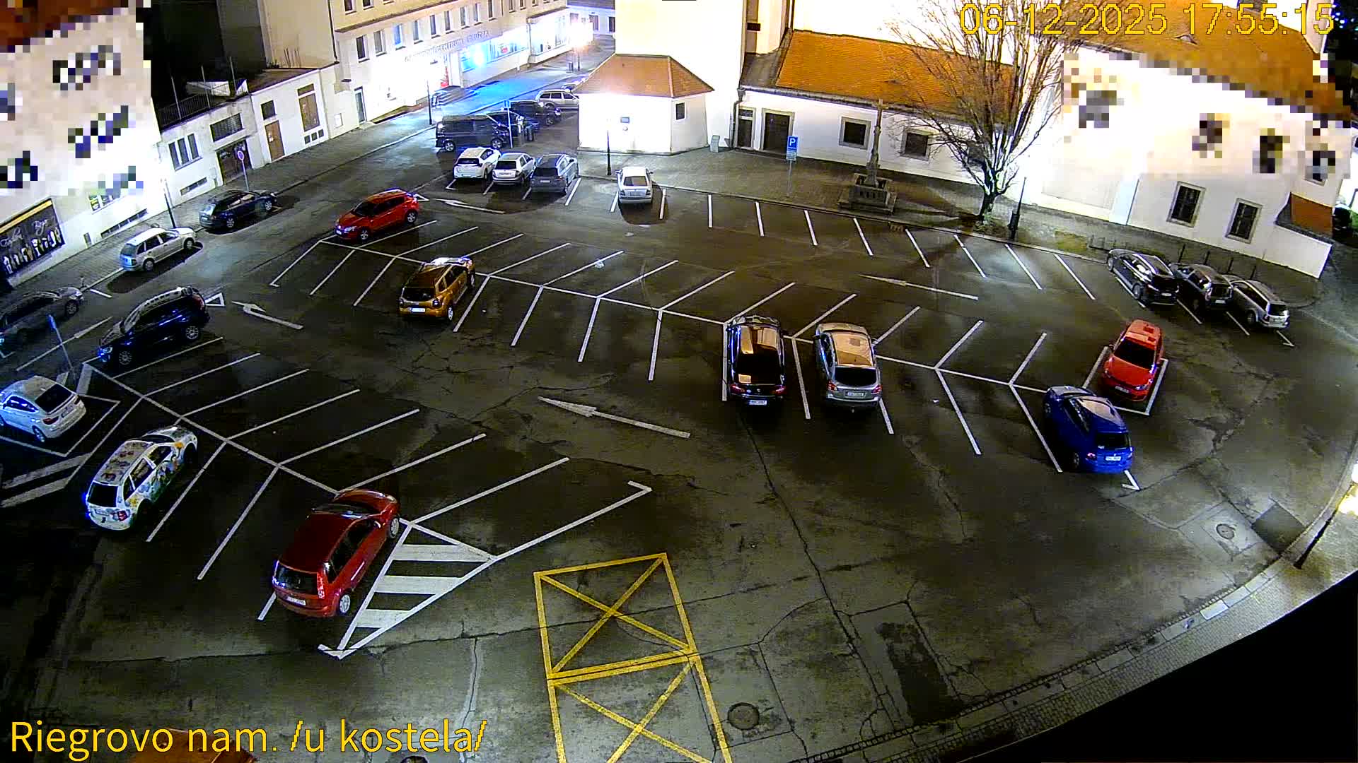 Kroměříž - Riegrovo Náměstí (Rieger Square) Live Cam - Kromeriz, Zlin, Czechia