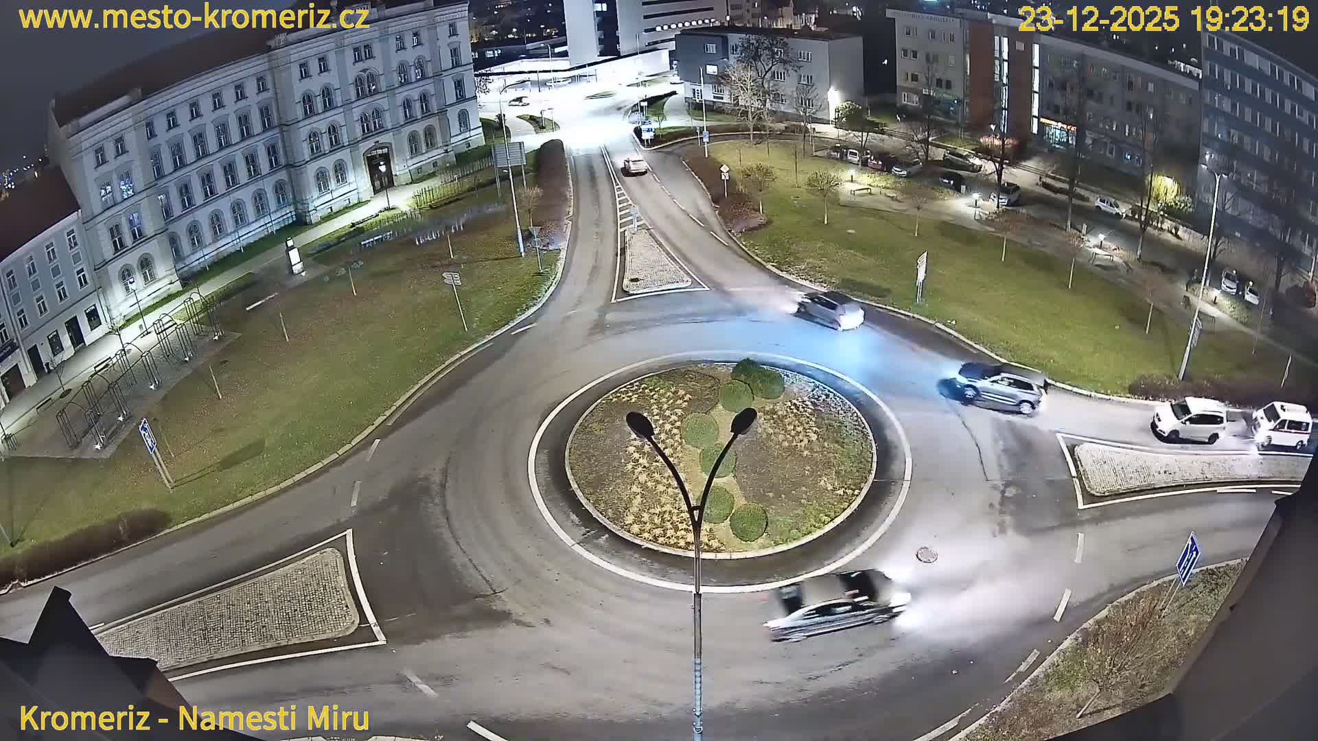 Kroměříž - Riegrovo Náměstí (Rieger Square) Live Cam - Kromeriz, Zlin, Czechia