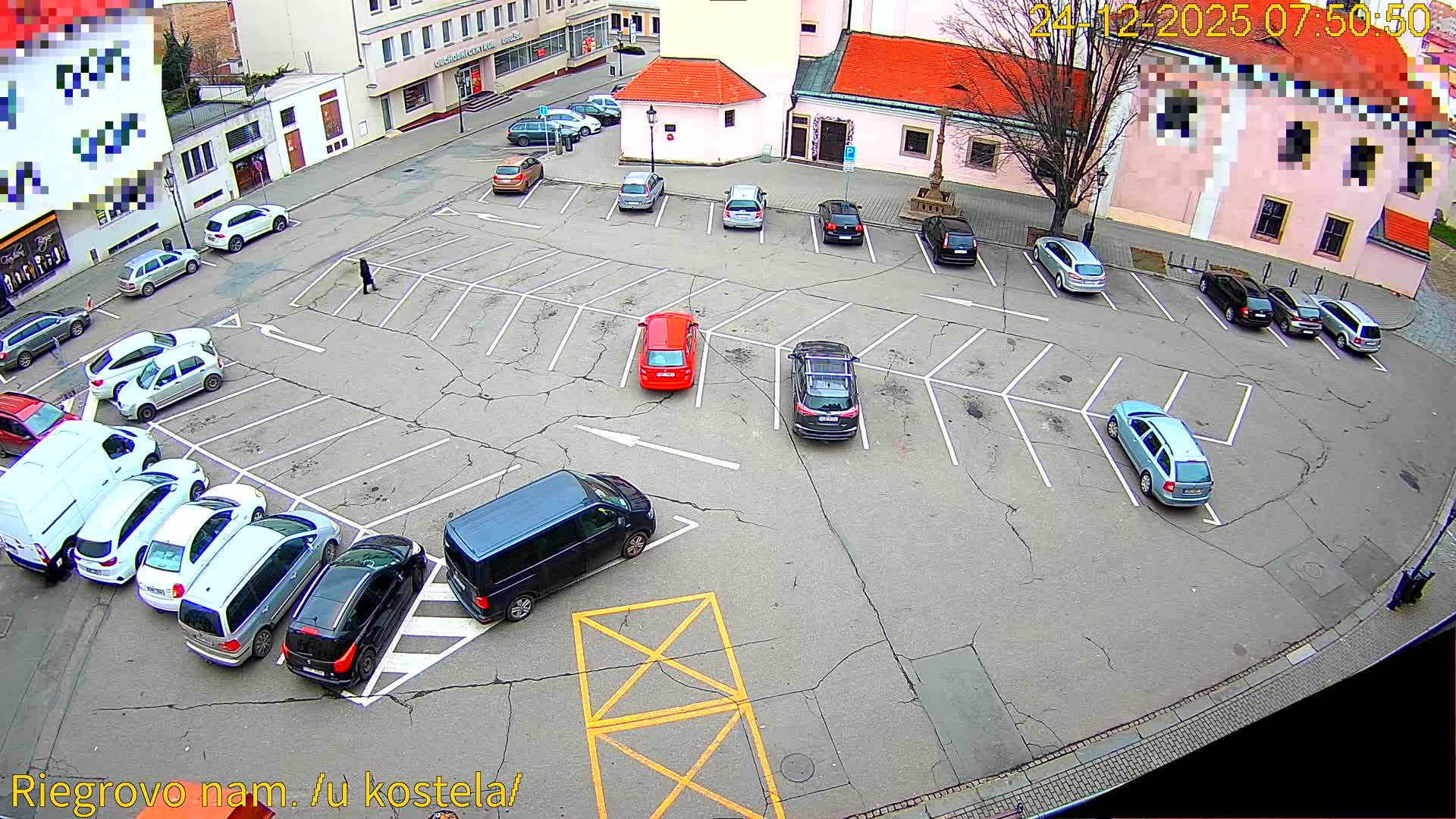 Kroměříž - Riegrovo Náměstí (Rieger Square) Live Cam - Kromeriz, Zlin, Czechia