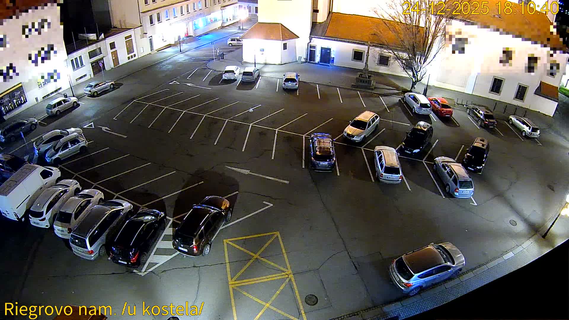 Kroměříž - Riegrovo Náměstí (Rieger Square) Live Cam - Kromeriz, Zlin, Czechia