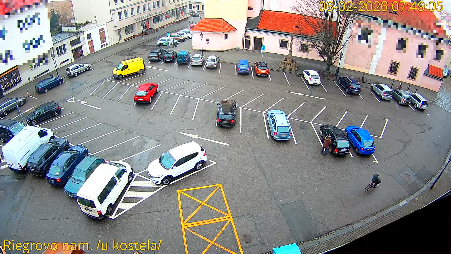 Kroměříž - Riegrovo Náměstí (Rieger Square) Live Cam - Kromeriz, Zlin, Czechia