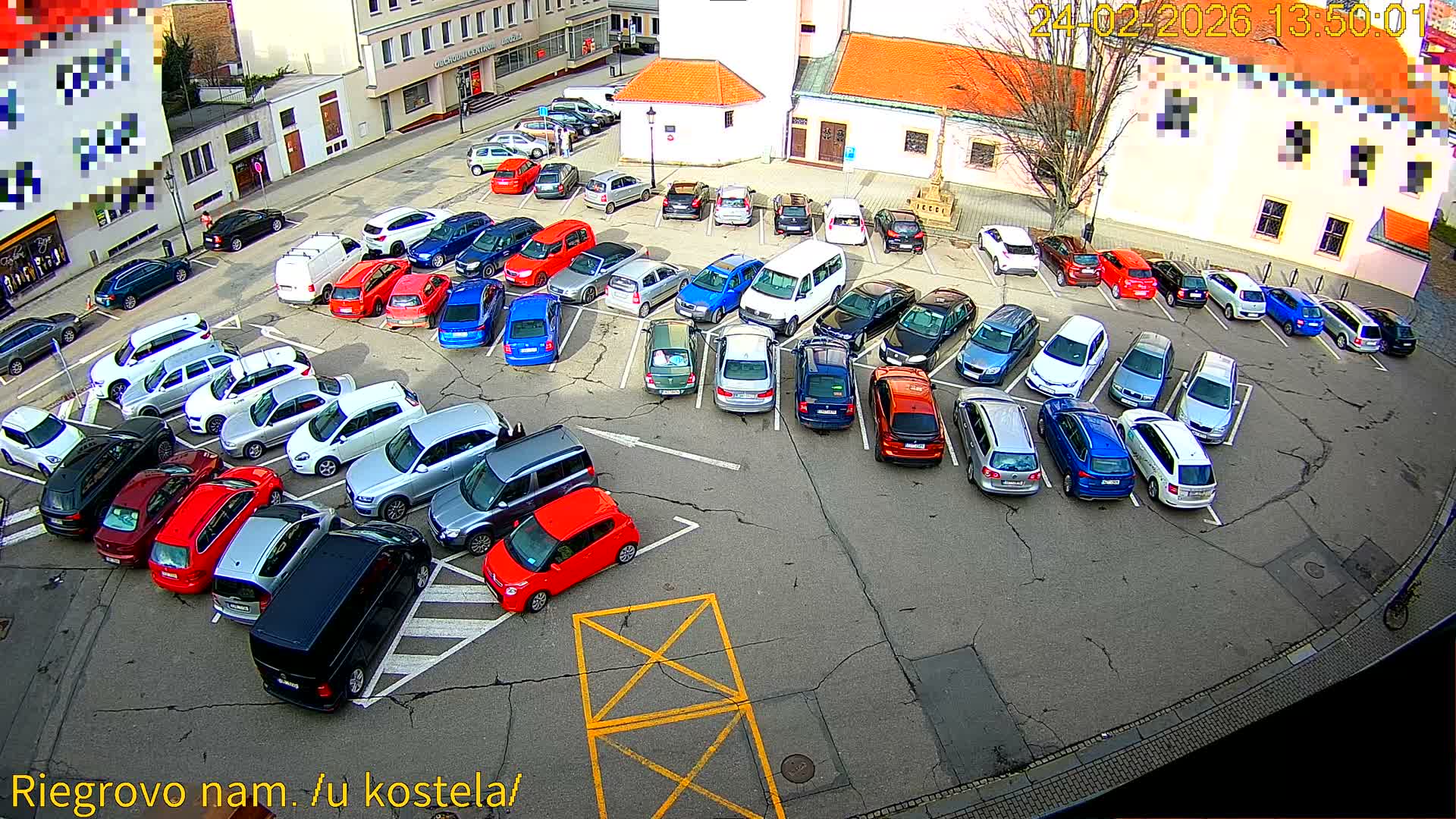 Kroměříž - Riegrovo Náměstí (Rieger Square) Live Cam - Kromeriz, Zlin, Czechia