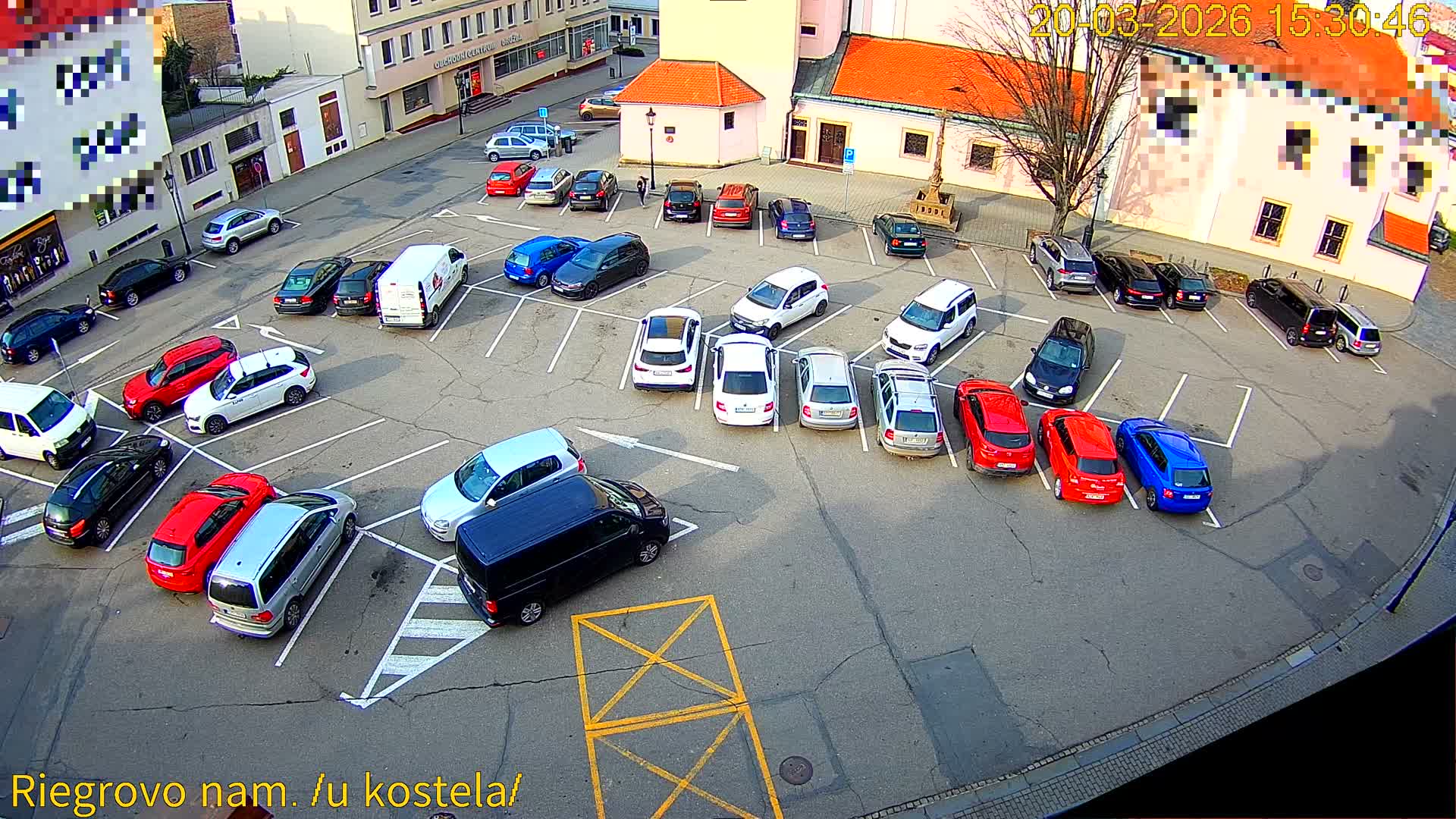 Kroměříž - Riegrovo Náměstí (Rieger Square) Live Cam - Kromeriz, Zlin, Czechia