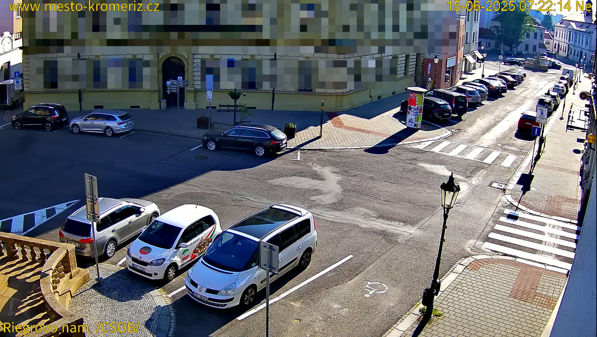 Kroměříž , Riegrovo Street CSOB Junction Live Cam - Kromeriz, Zlin, Czechia