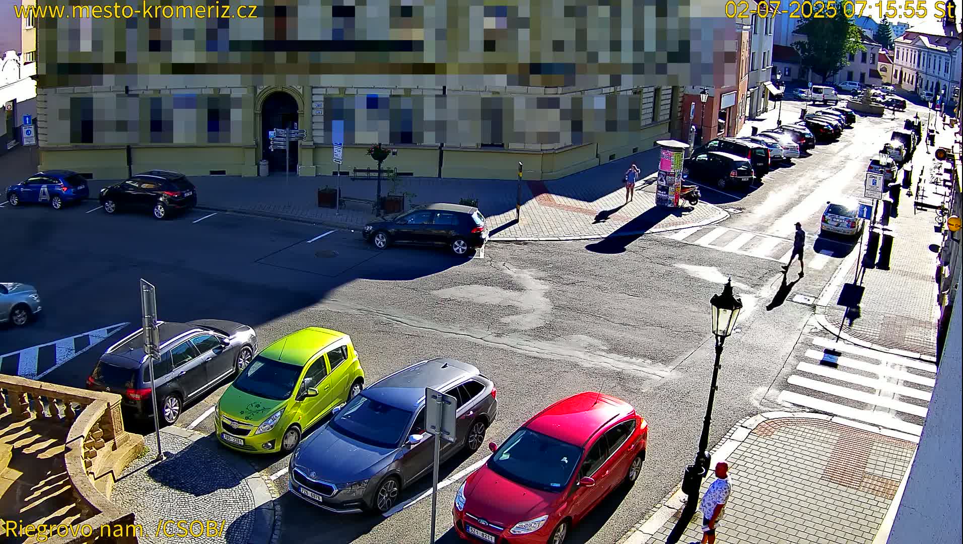 Kroměříž , Riegrovo Street CSOB Junction Live Cam - Kromeriz, Zlin, Czechia