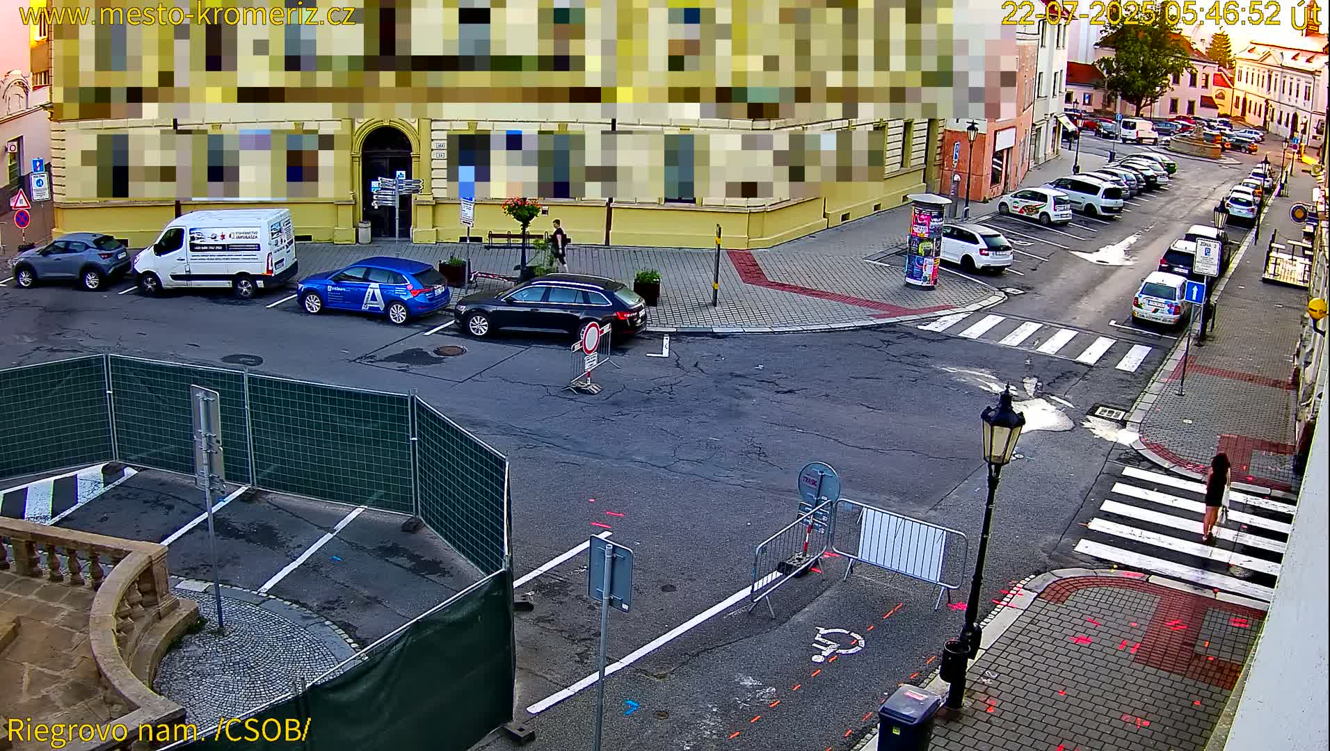 Kroměříž , Riegrovo Street CSOB Junction Live Cam - Kromeriz, Zlin, Czechia