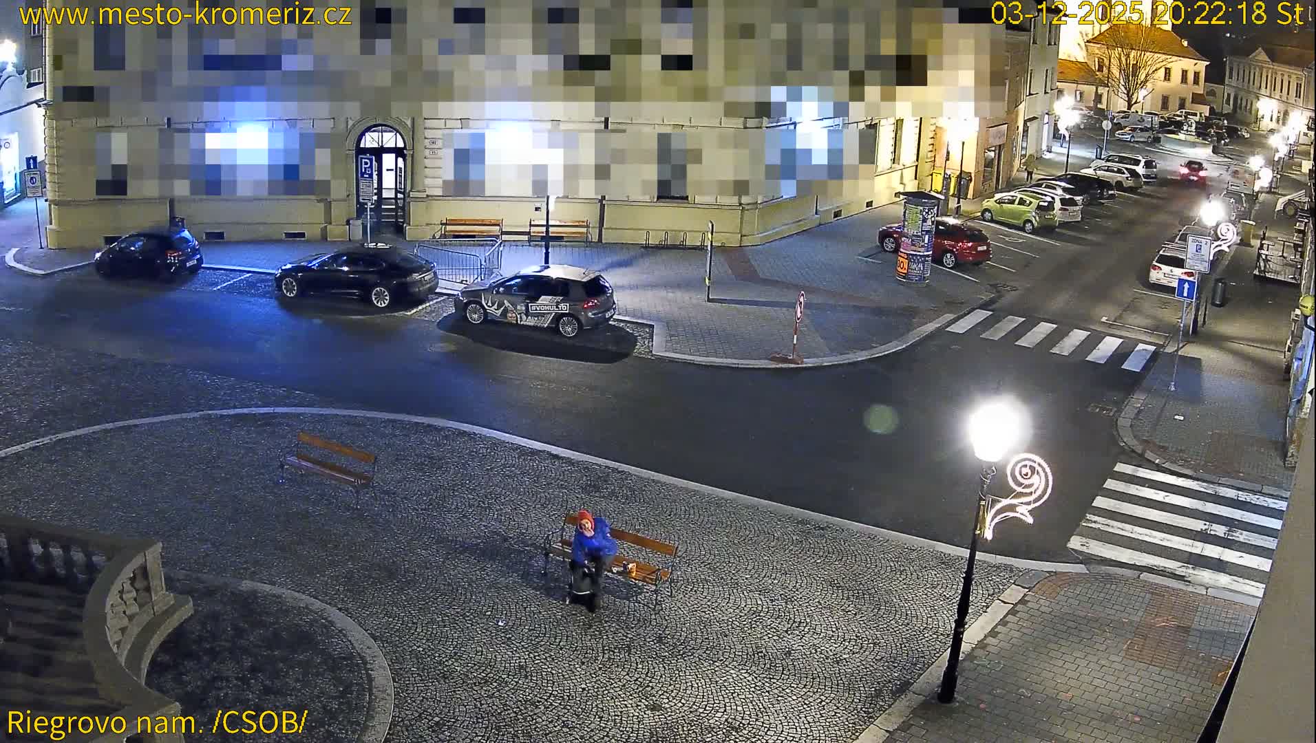 Kroměříž , Riegrovo Street CSOB Junction Live Cam - Kromeriz, Zlin, Czechia