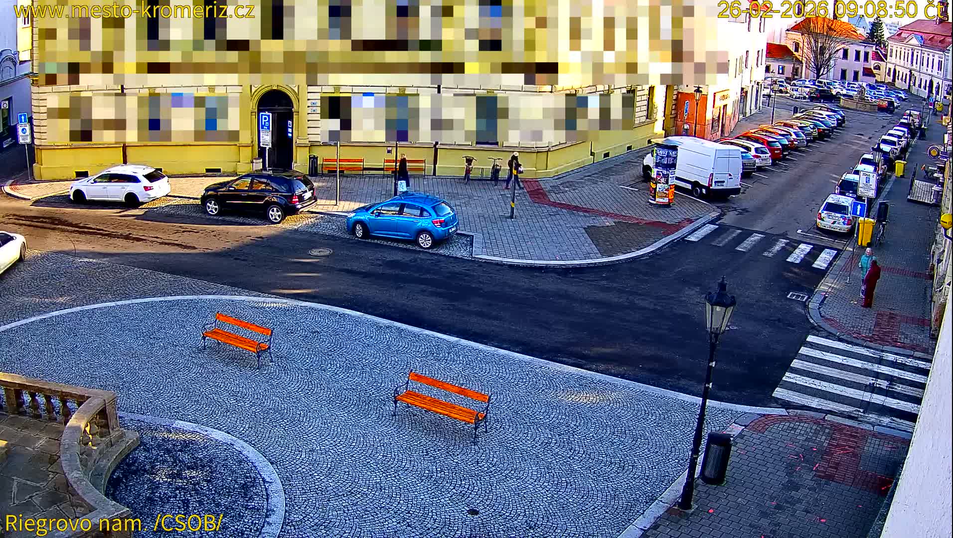 Kroměříž , Riegrovo Street CSOB Junction Live Cam - Kromeriz, Zlin, Czechia