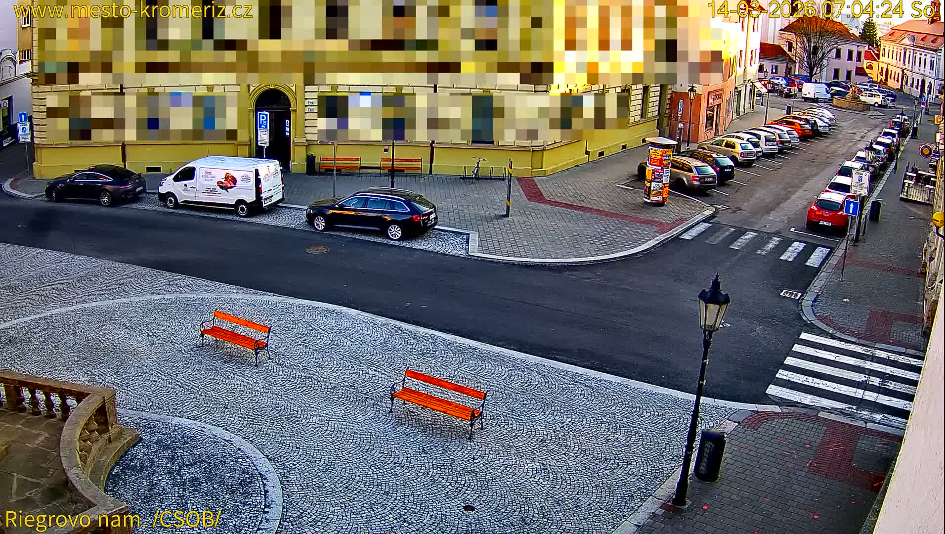 Kroměříž , Riegrovo Street CSOB Junction Live Cam - Kromeriz, Zlin, Czechia
