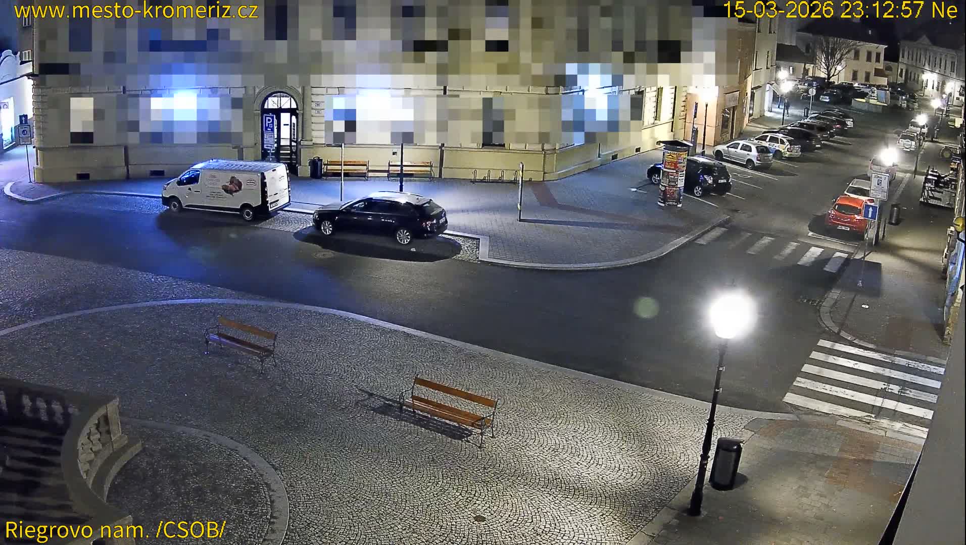 Kroměříž , Riegrovo Street CSOB Junction Live Cam - Kromeriz, Zlin, Czechia