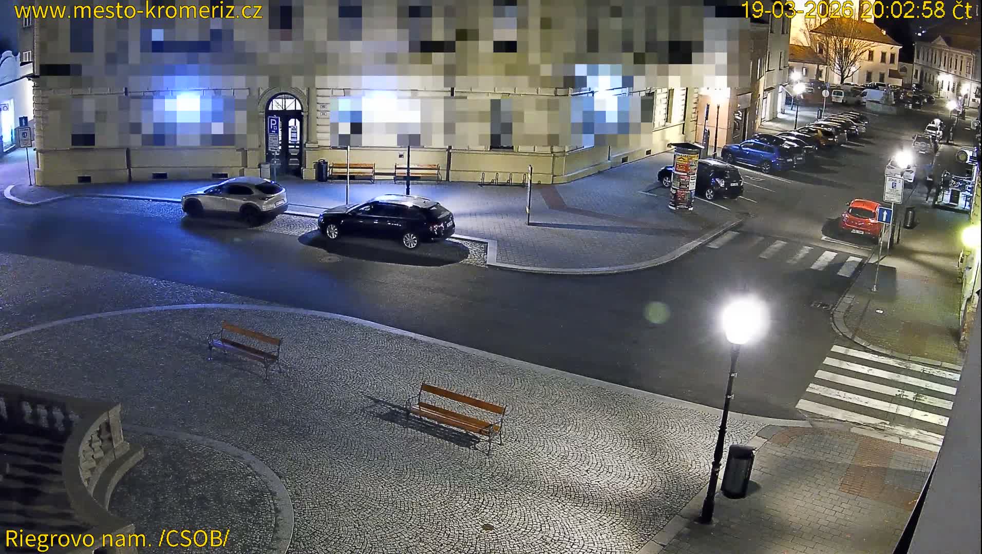 Kroměříž , Riegrovo Street CSOB Junction Live Cam - Kromeriz, Zlin, Czechia