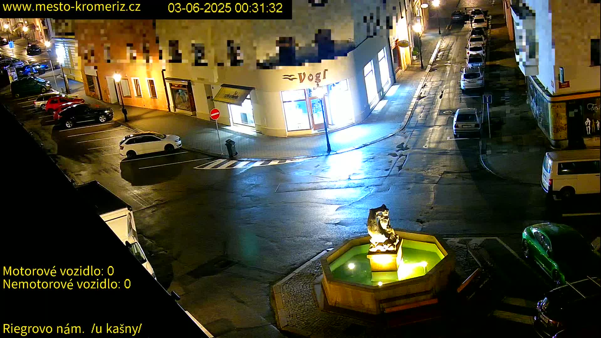 Kroměříž - Riegrovo Náměstí Fountain (Rieger Square) Live Cam - Kromeriz, Zlin, Czechia