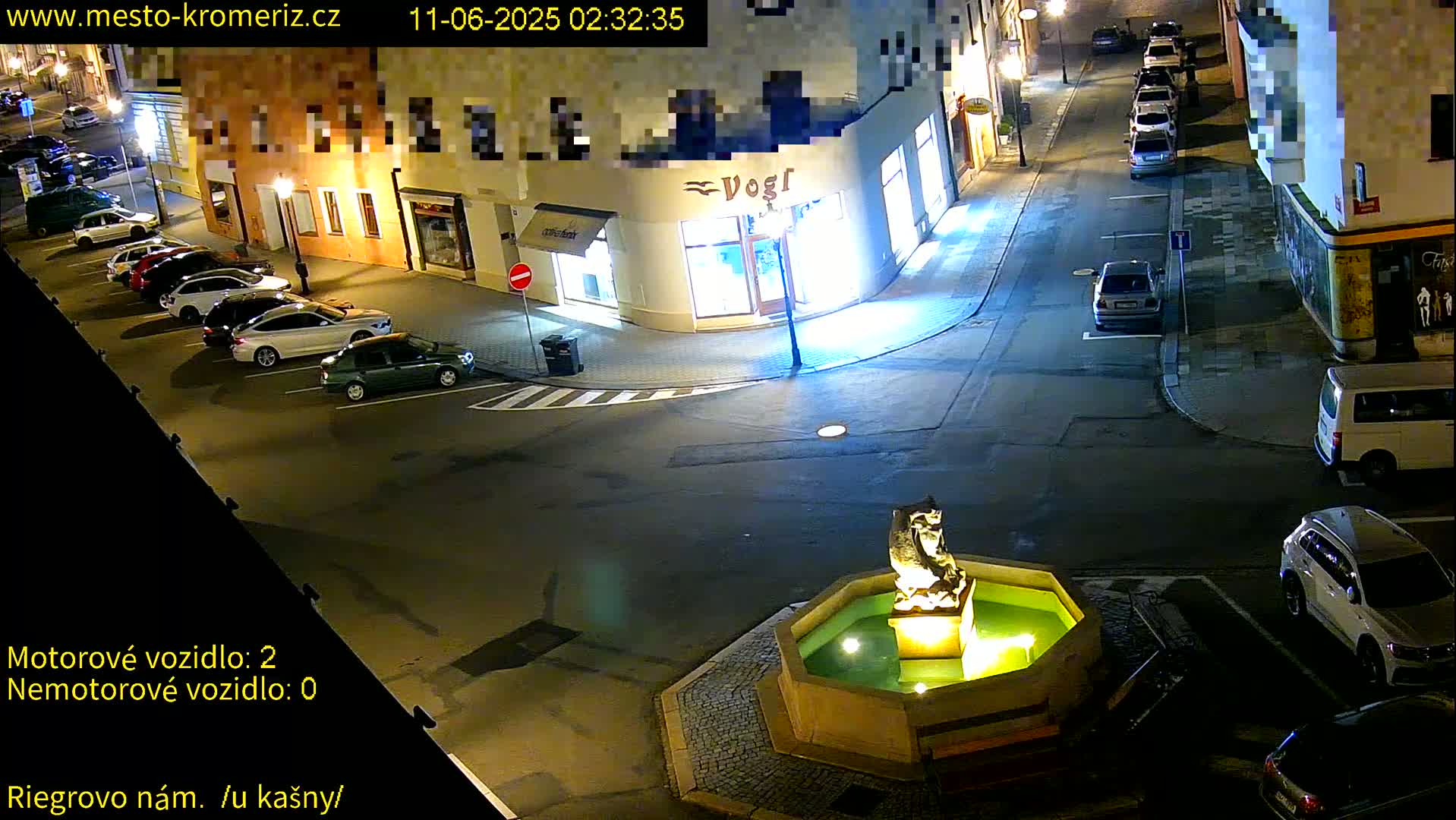 Kroměříž - Riegrovo Náměstí Fountain (Rieger Square) Live Cam - Kromeriz, Zlin, Czechia