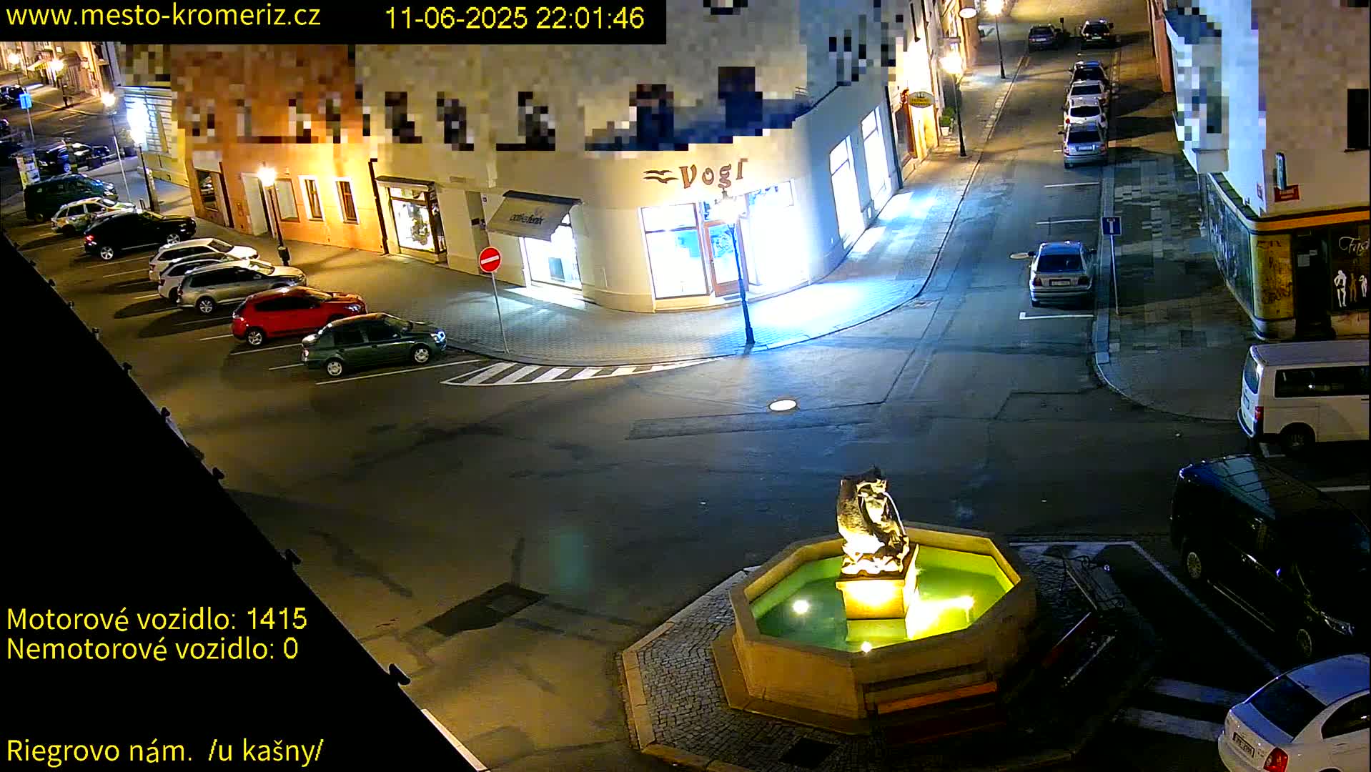 Kroměříž - Riegrovo Náměstí Fountain (Rieger Square) Live Cam - Kromeriz, Zlin, Czechia